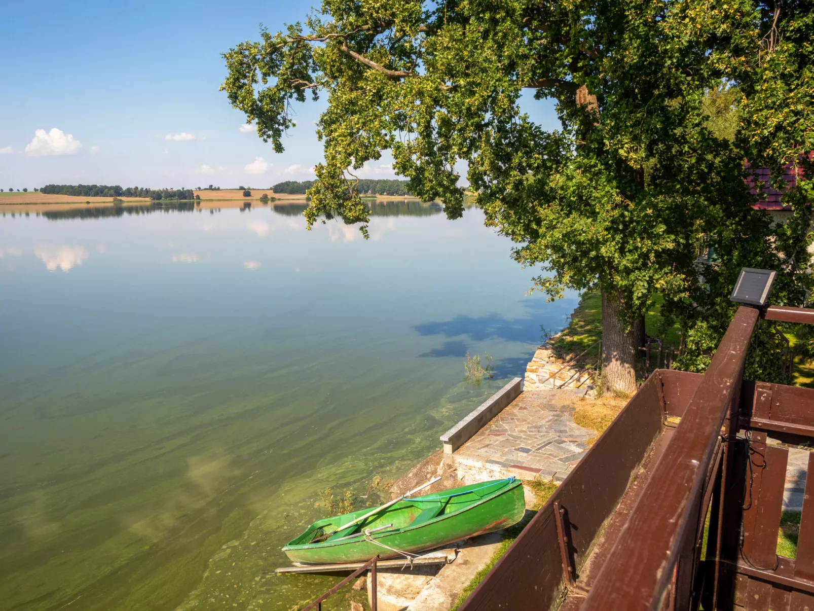 Panorama (DEH100)-Buiten