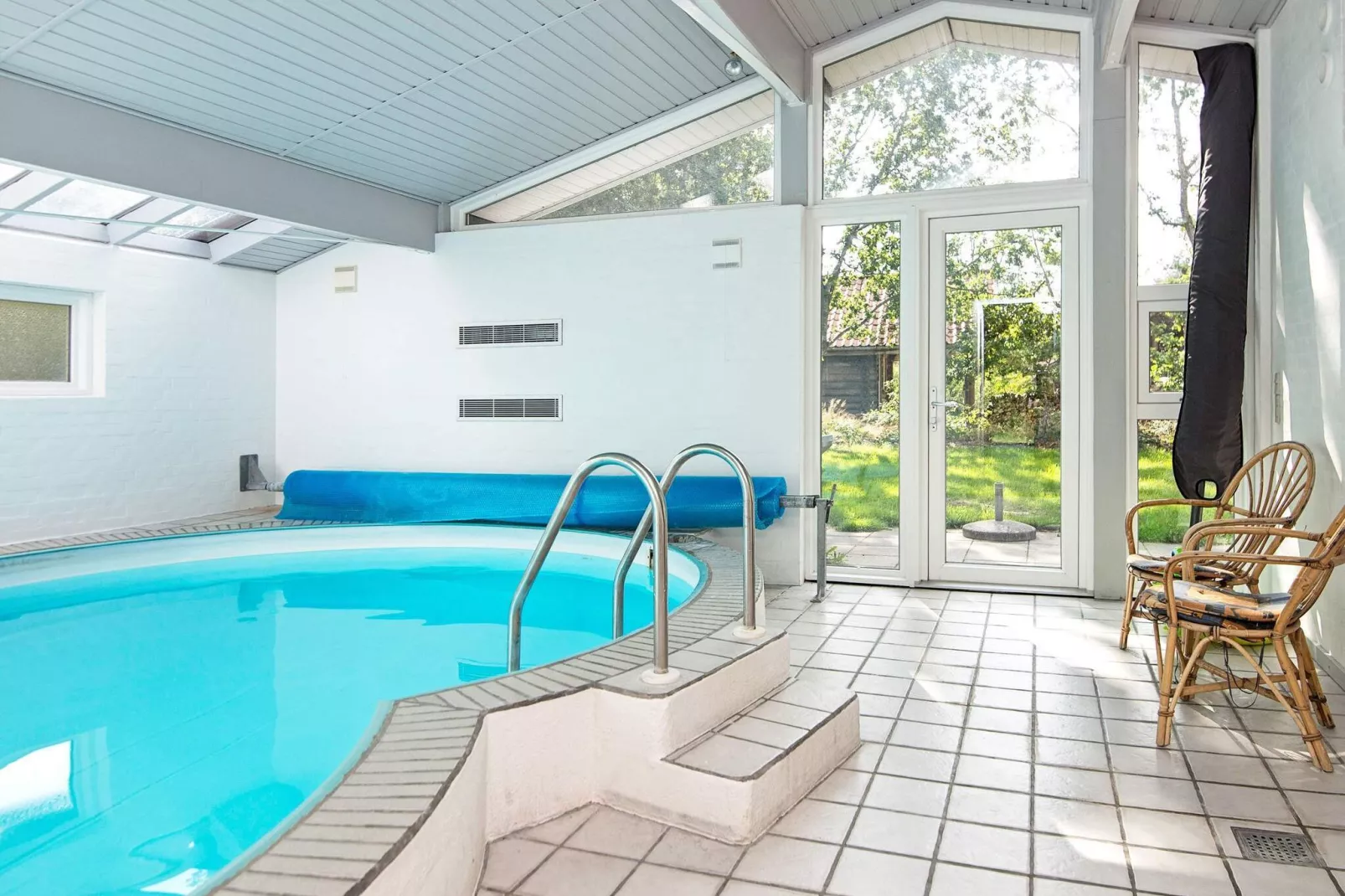 8 persoons vakantie huis in Ørsted-By Traum-Zwembad