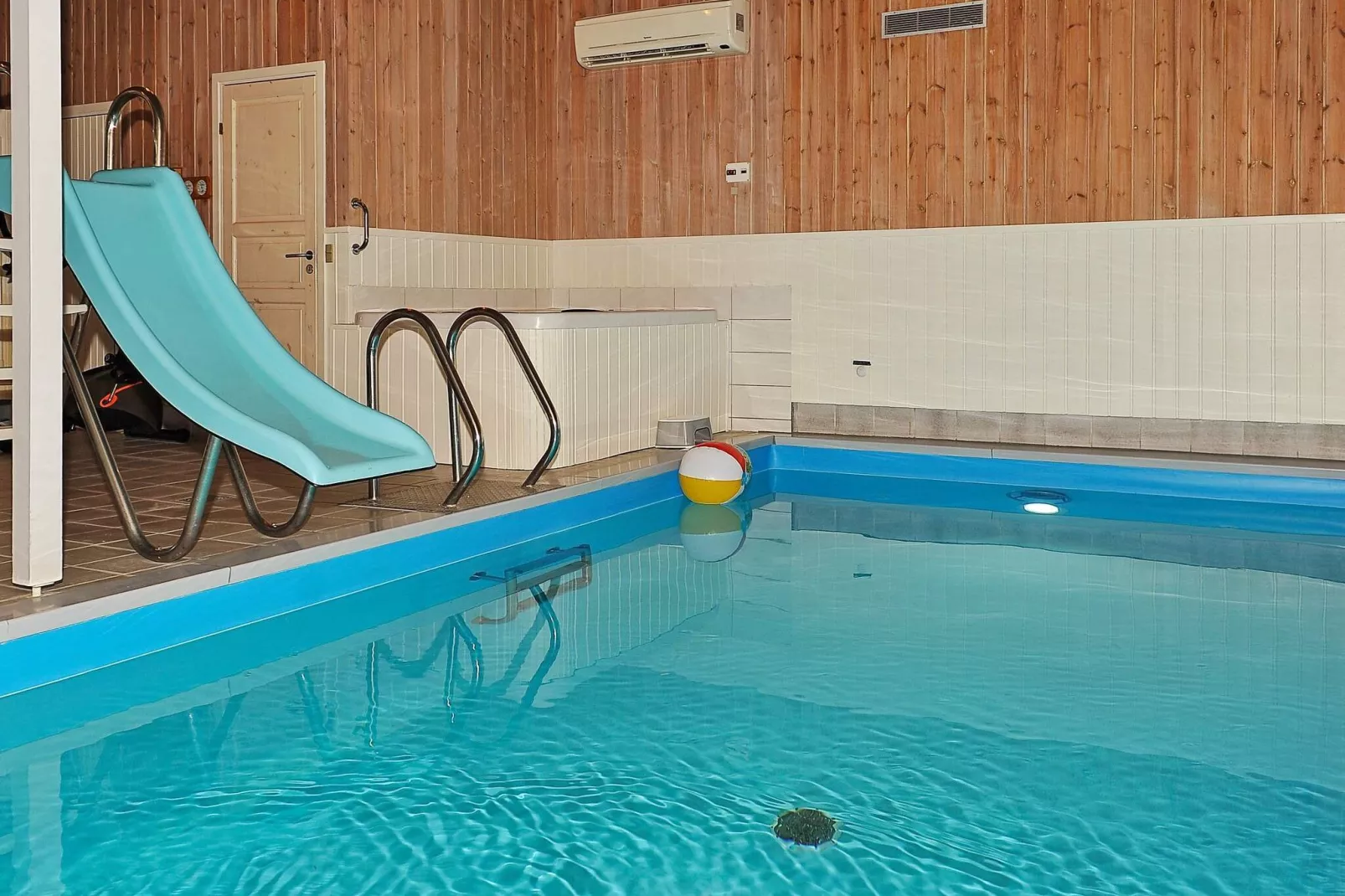 8 persoons vakantie huis in Oksbøl-Zwembad