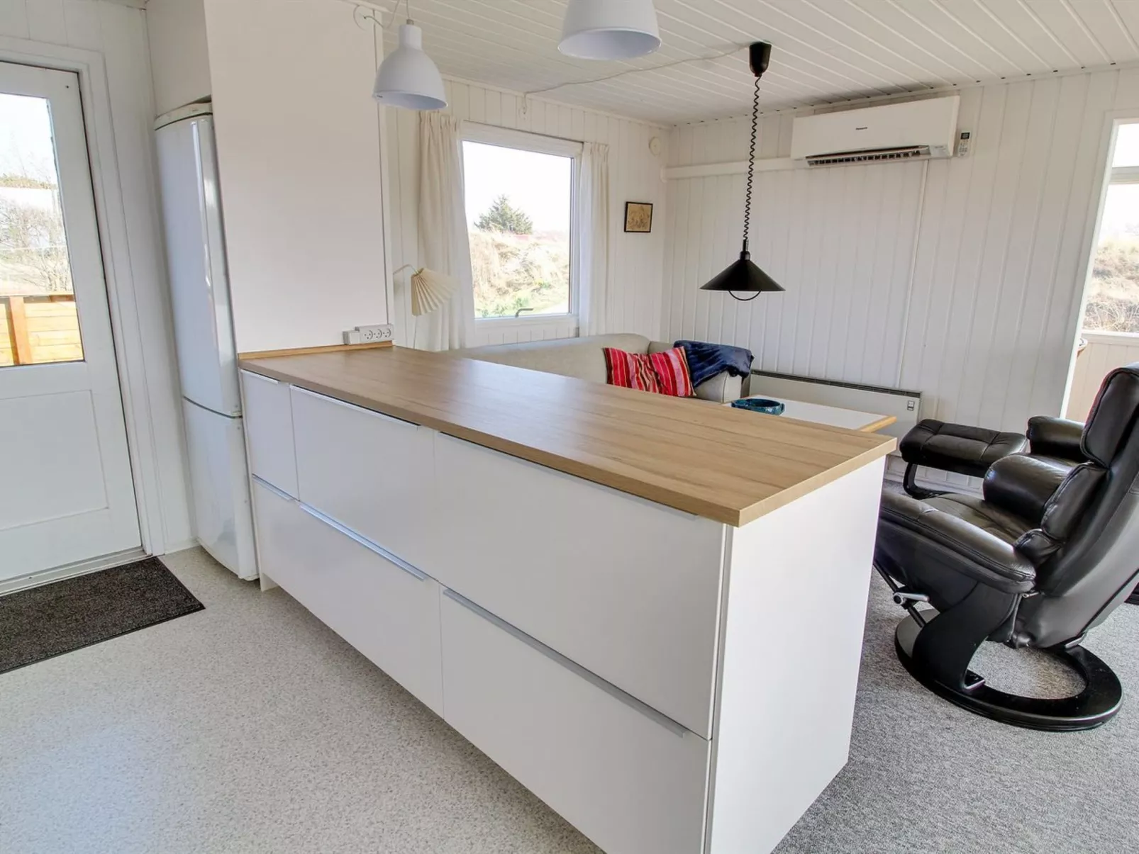 "Lonneke" - all inclusive - 1.2km from the sea-Binnen