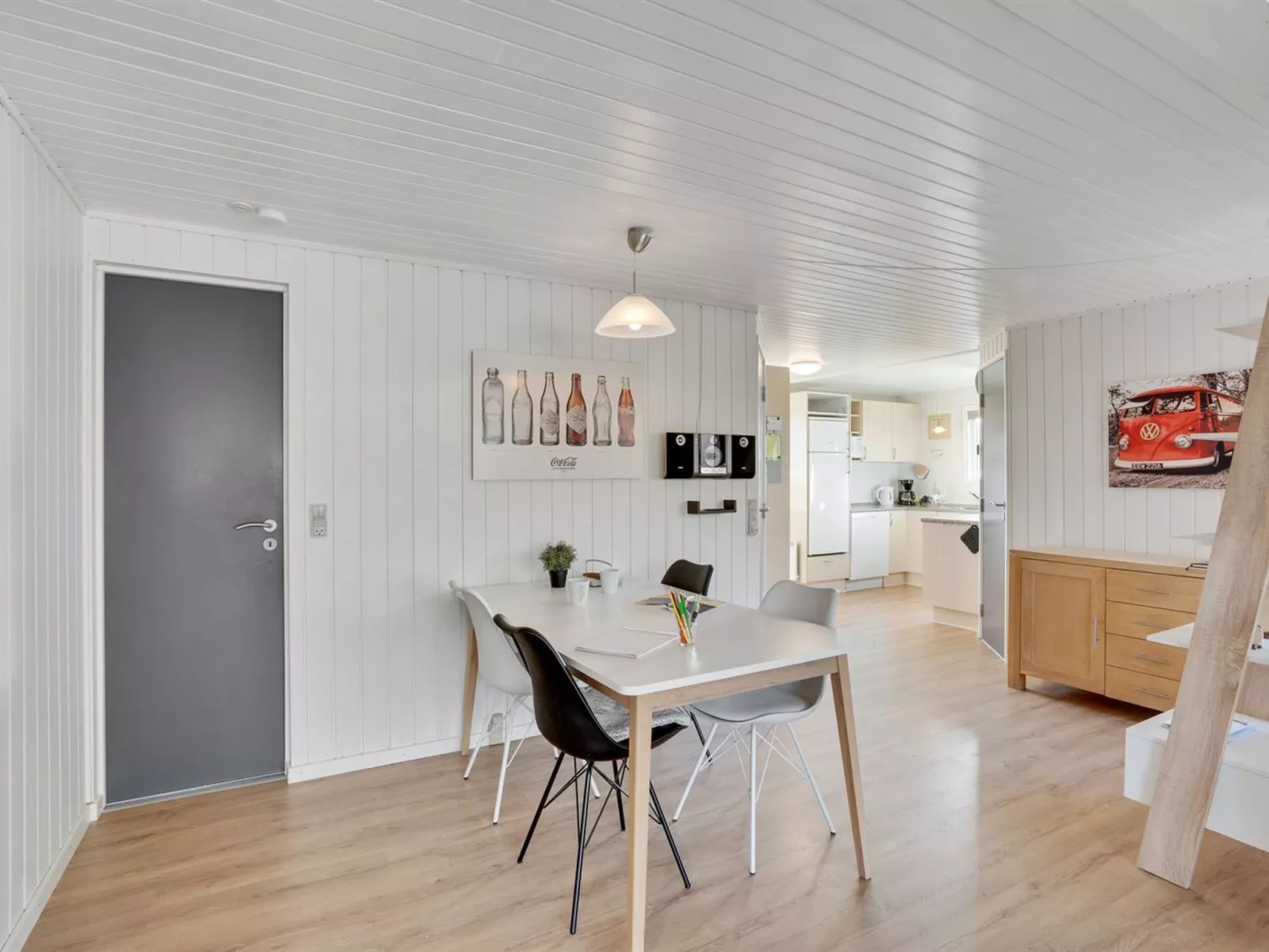 "Lill" - 50m from the sea-Binnen