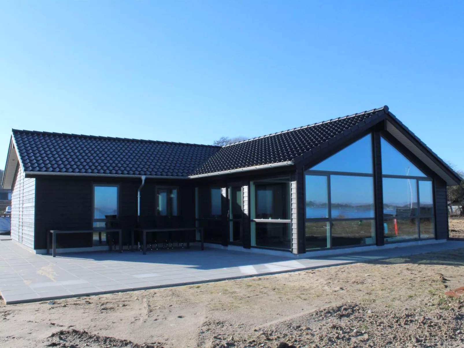 "Eino" - 30m from the sea-Buiten