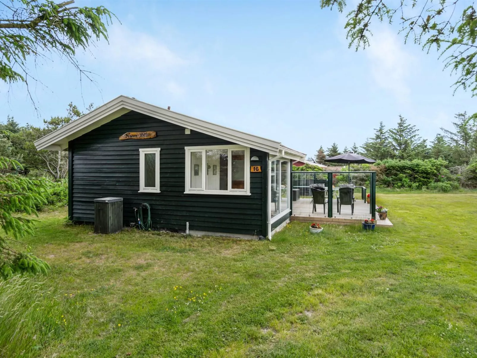 "Matis" - 650m from the sea-Buiten