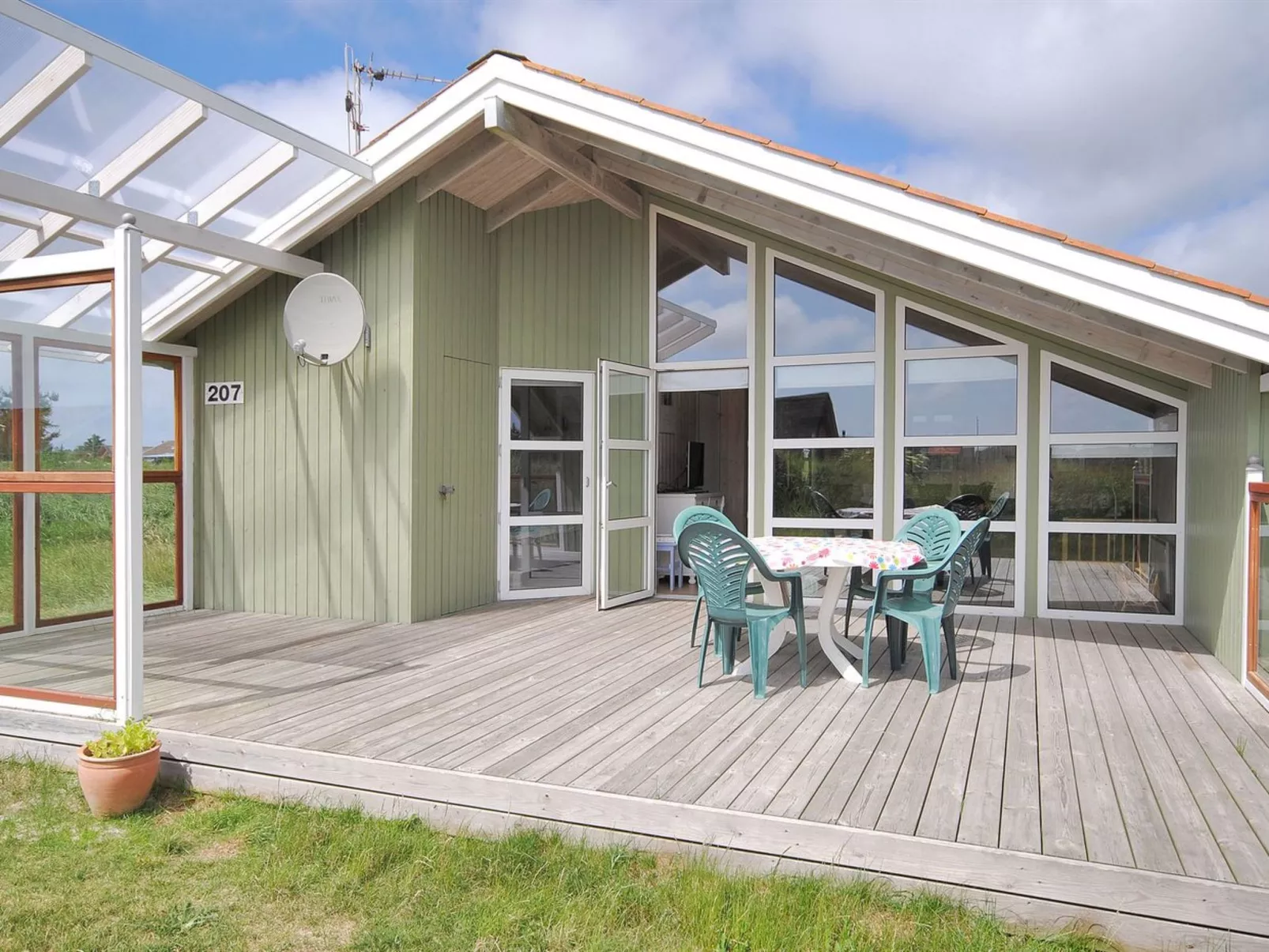 "Gedda" - 700m from the sea-Binnen