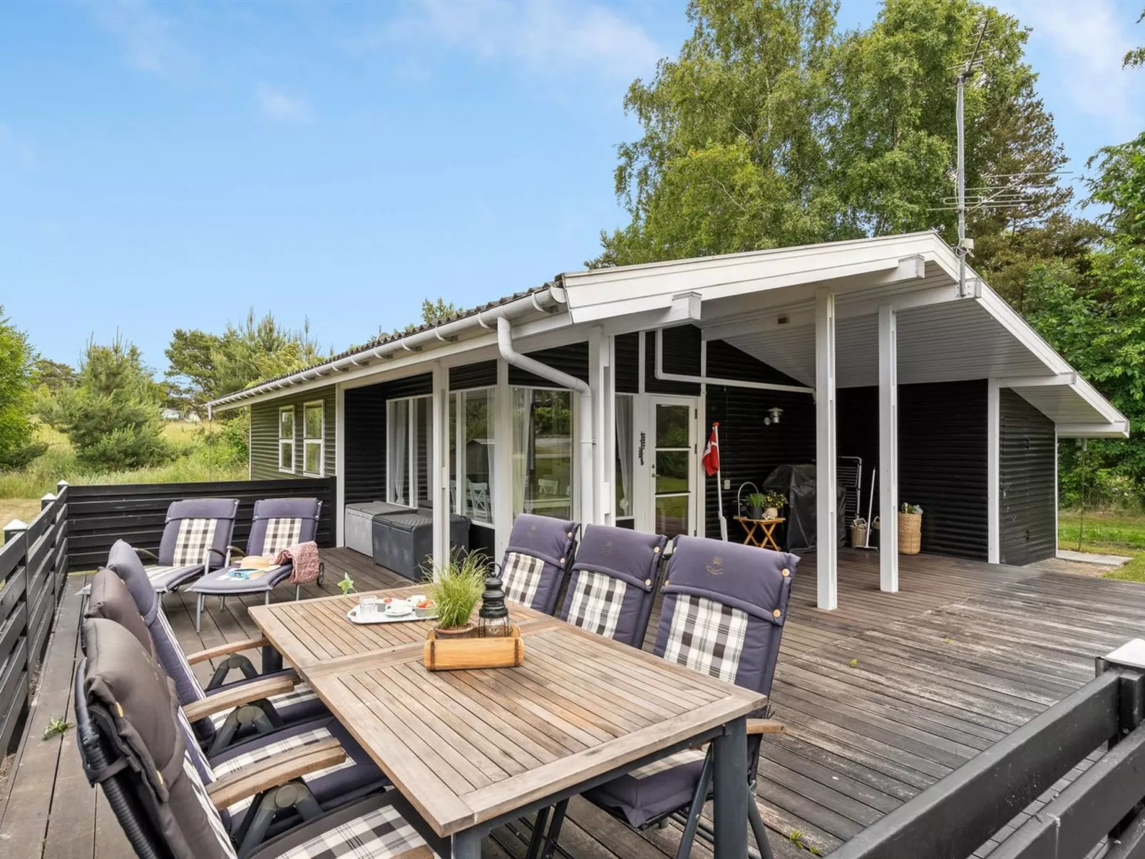 "Morten" - 500m from the sea-Binnen
