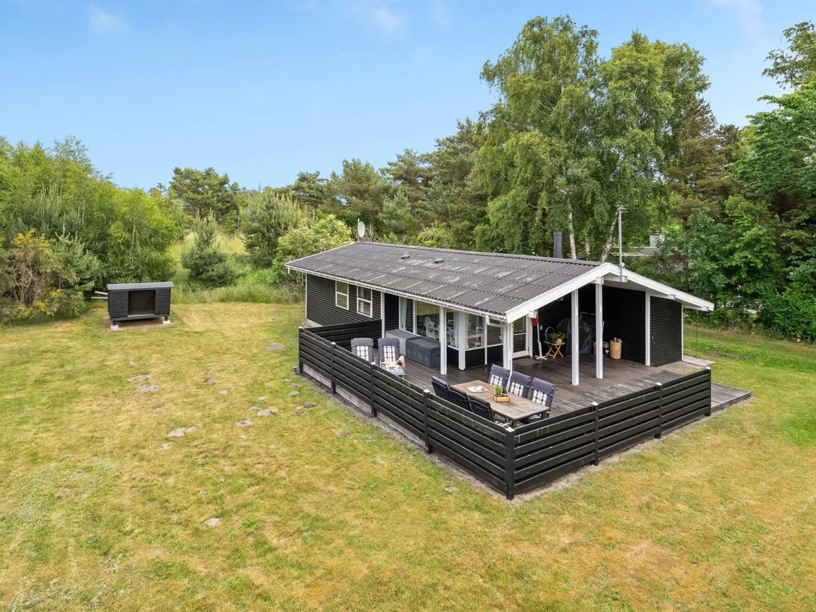 "Morten" - 500m from the sea-Buiten