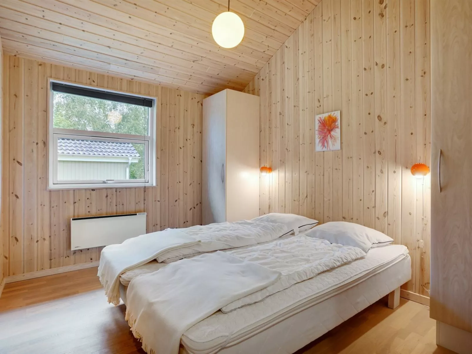 "Henninge" - 300m from the sea-Binnen