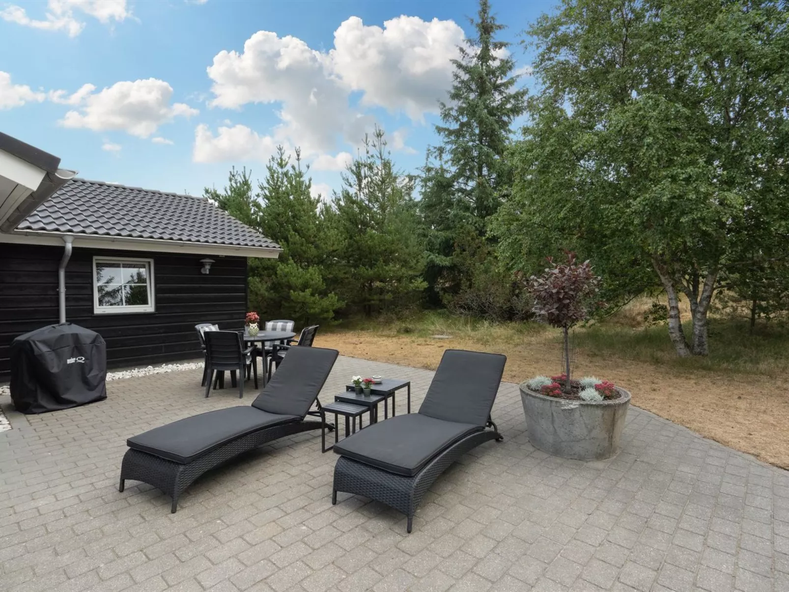 "Tule" - 1.2km from the sea-Buiten