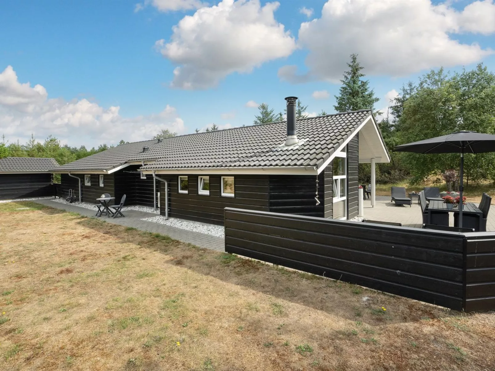 "Tule" - 1.2km from the sea-Buiten
