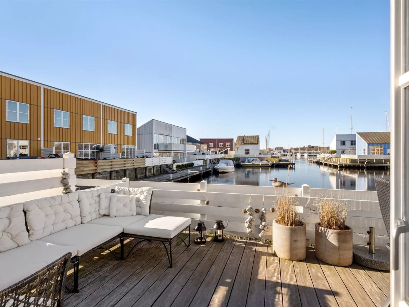 "Siska" - 5m from the sea in Djursland and Mols-Binnen