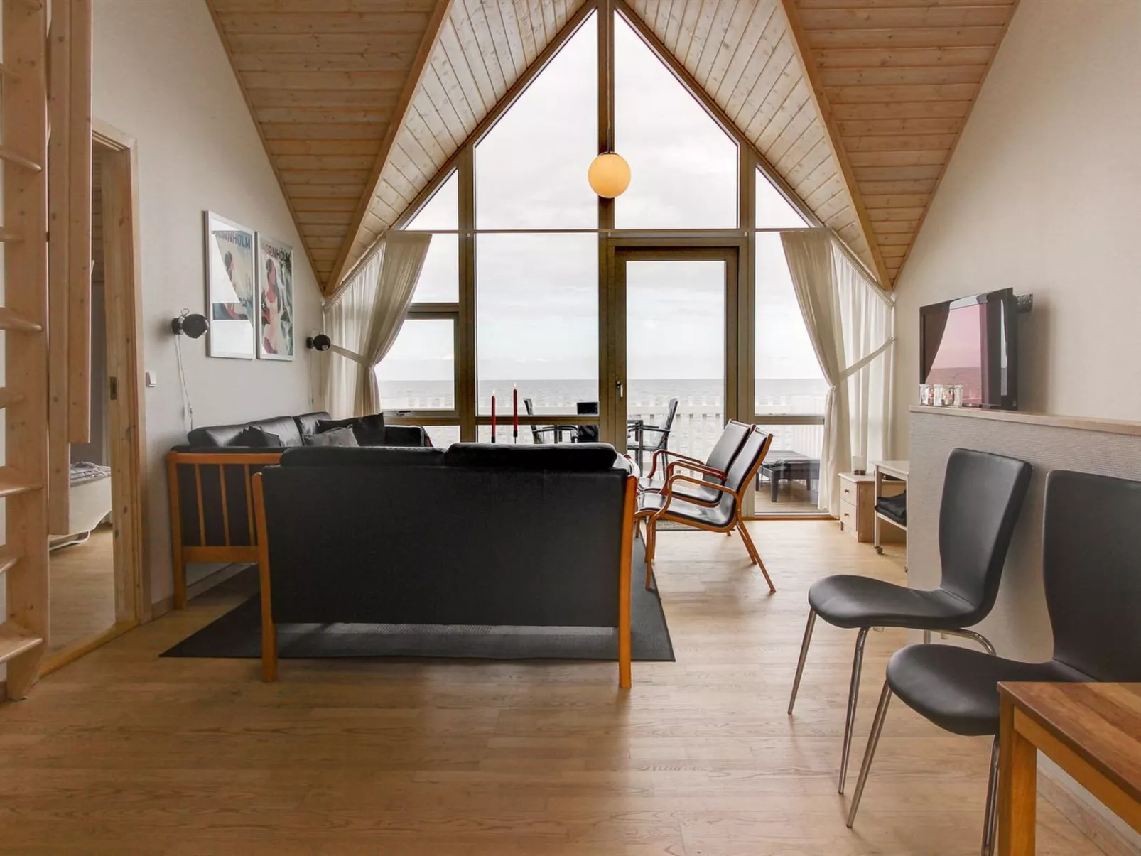 "Fridhild" - 10m from the sea-Buiten