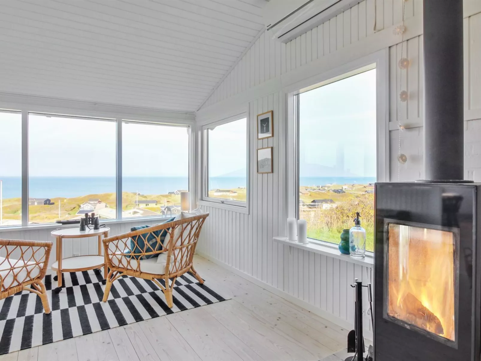 "Edlef" - 279m from the sea-Binnen