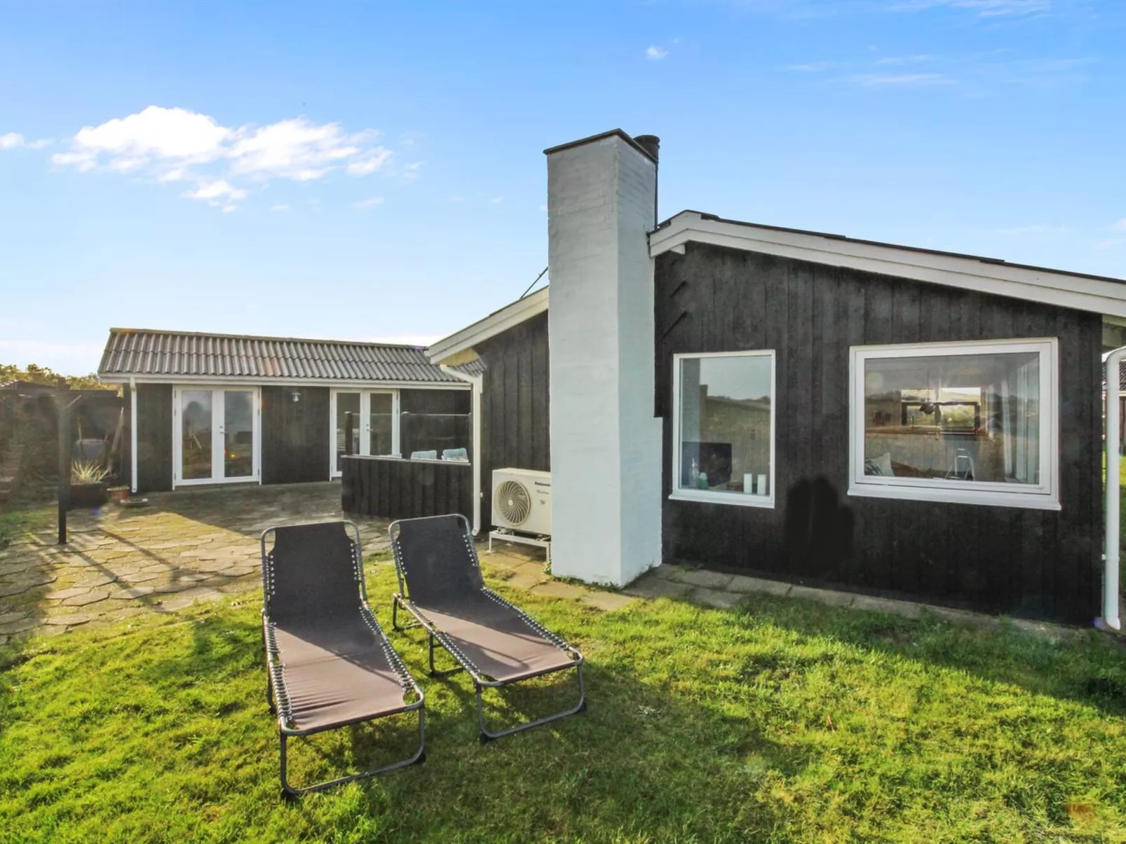 "Edlef" - 279m from the sea-Buiten