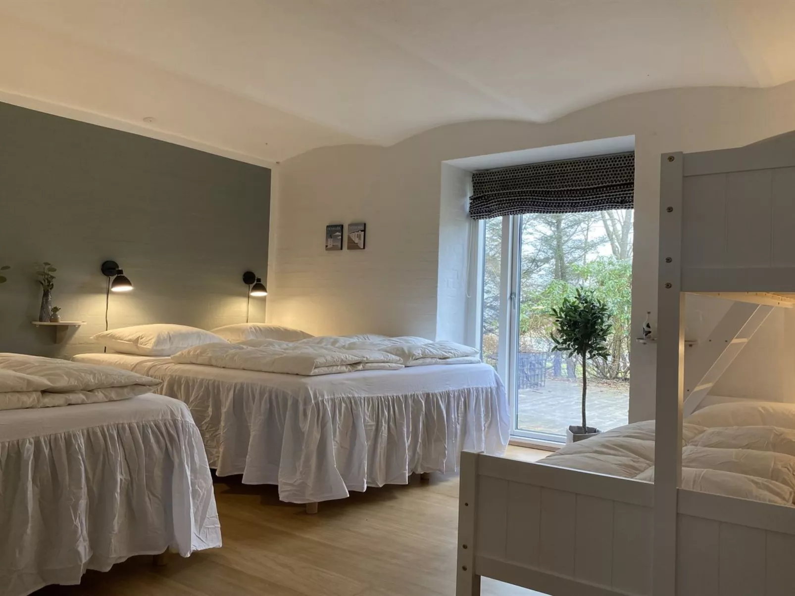 "Thilo" - 2.3km from the sea-Binnen