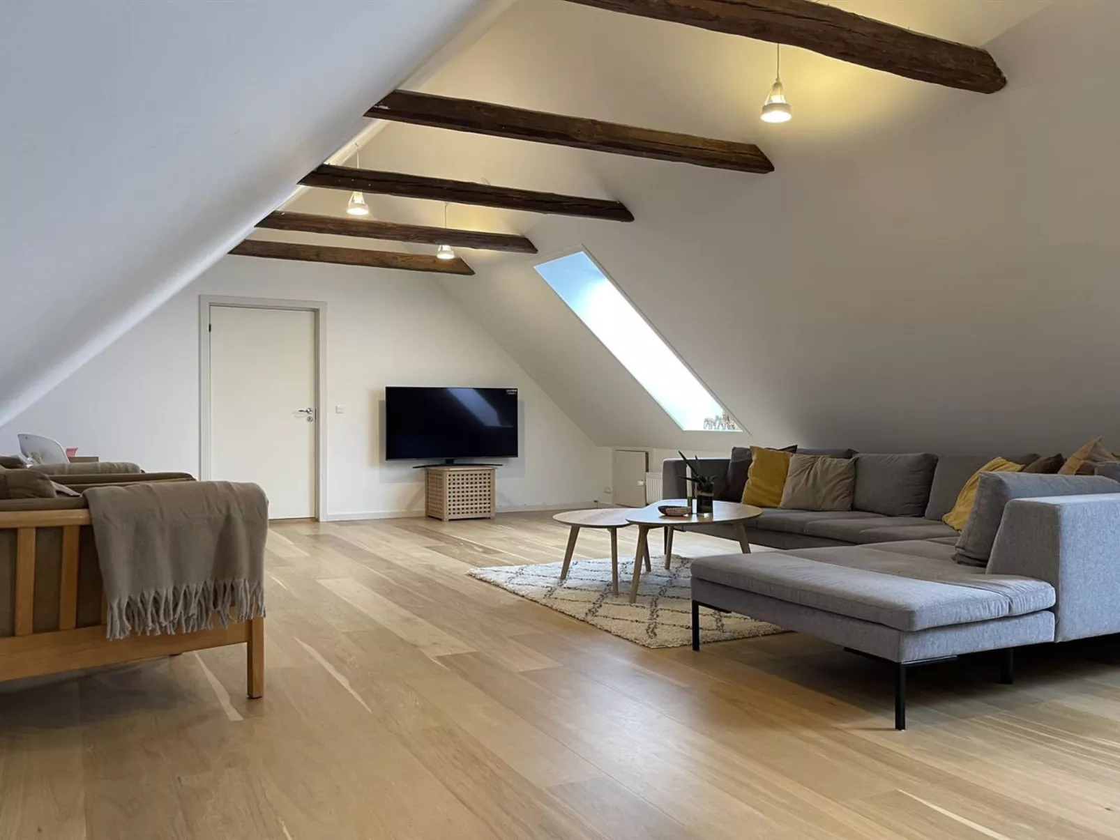 "Thilo" - 2.3km from the sea-Binnen