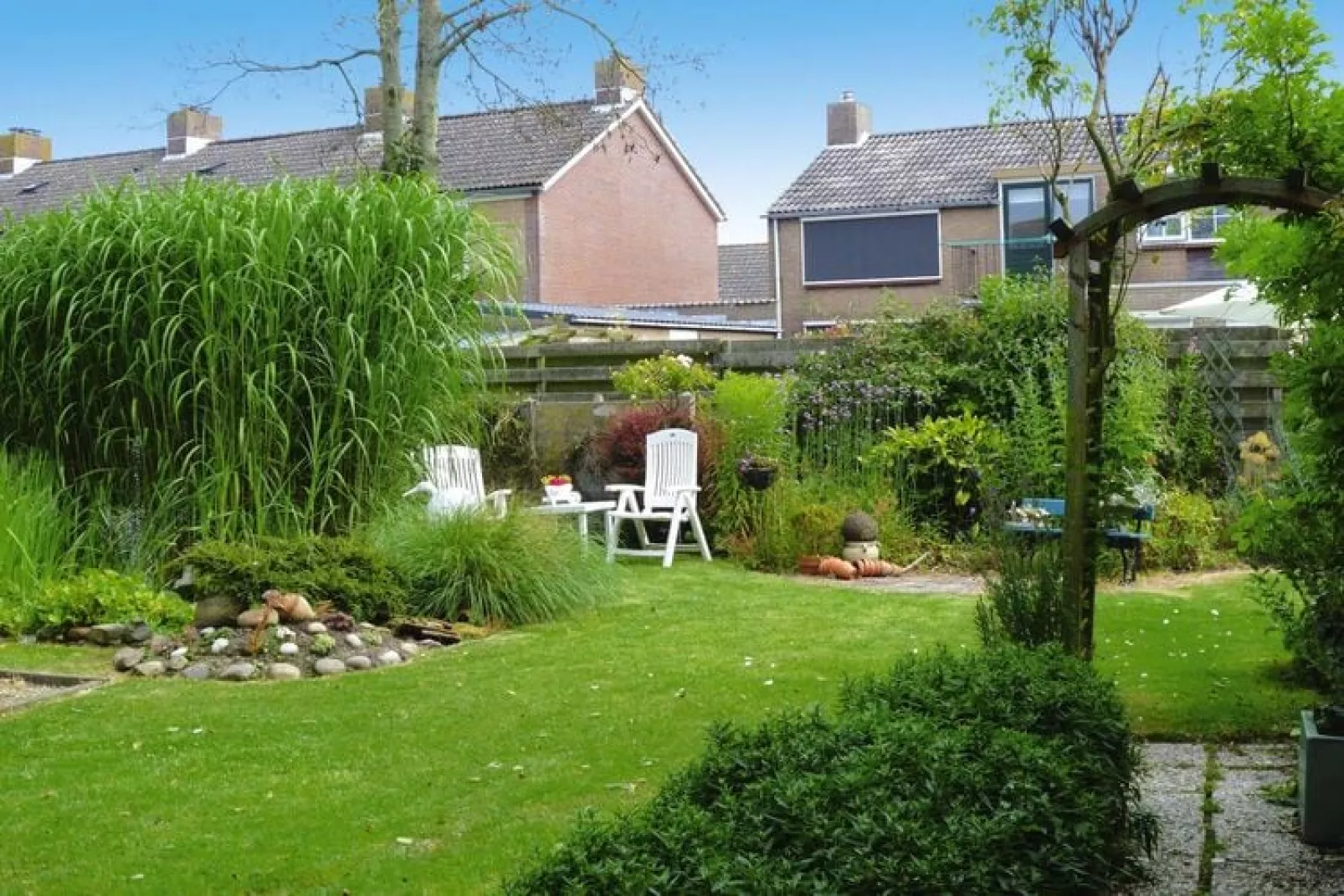 Holiday home, Biggekerke--Tuinen zomer
