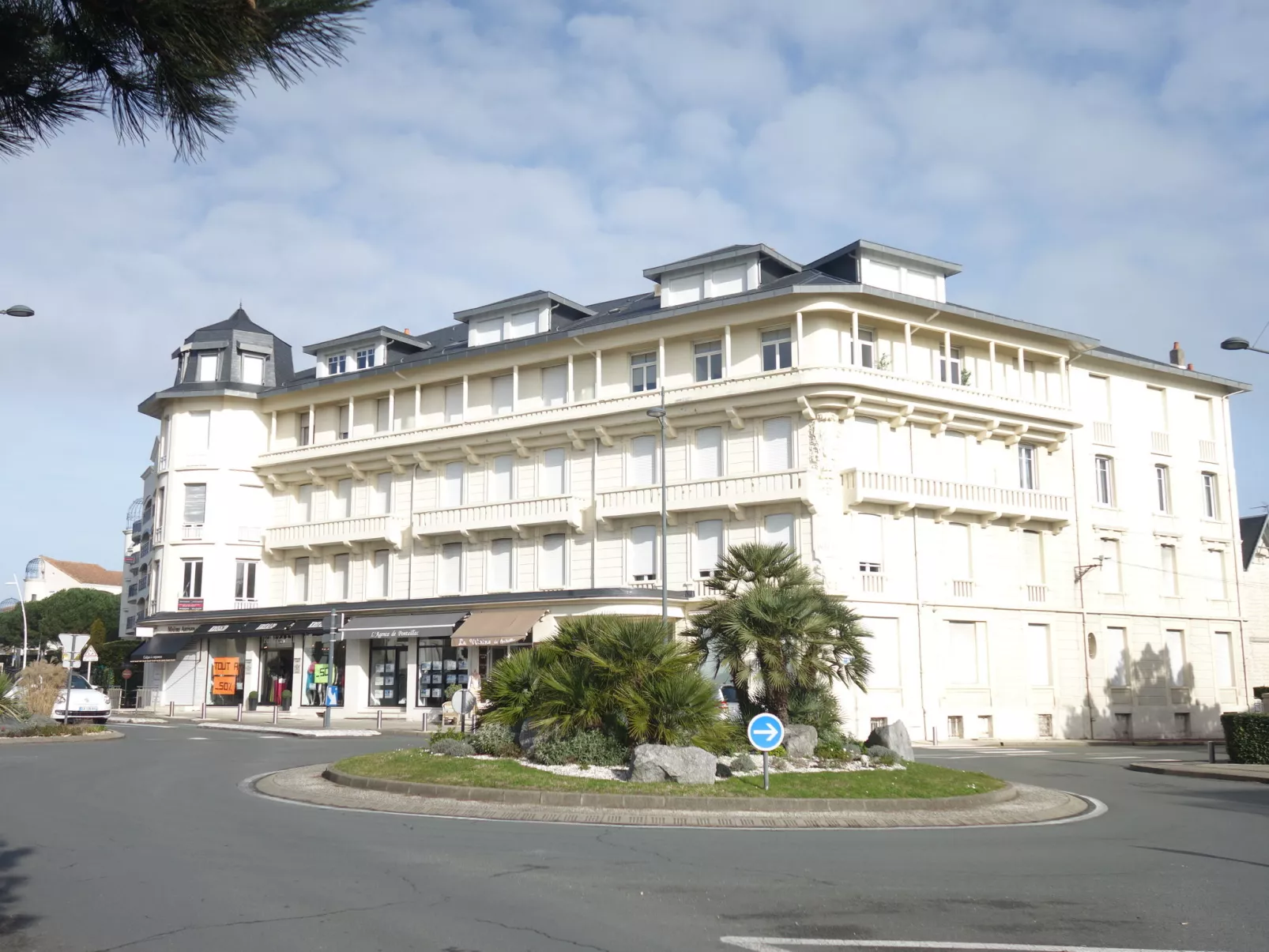 De la Plage et d'Angleterre