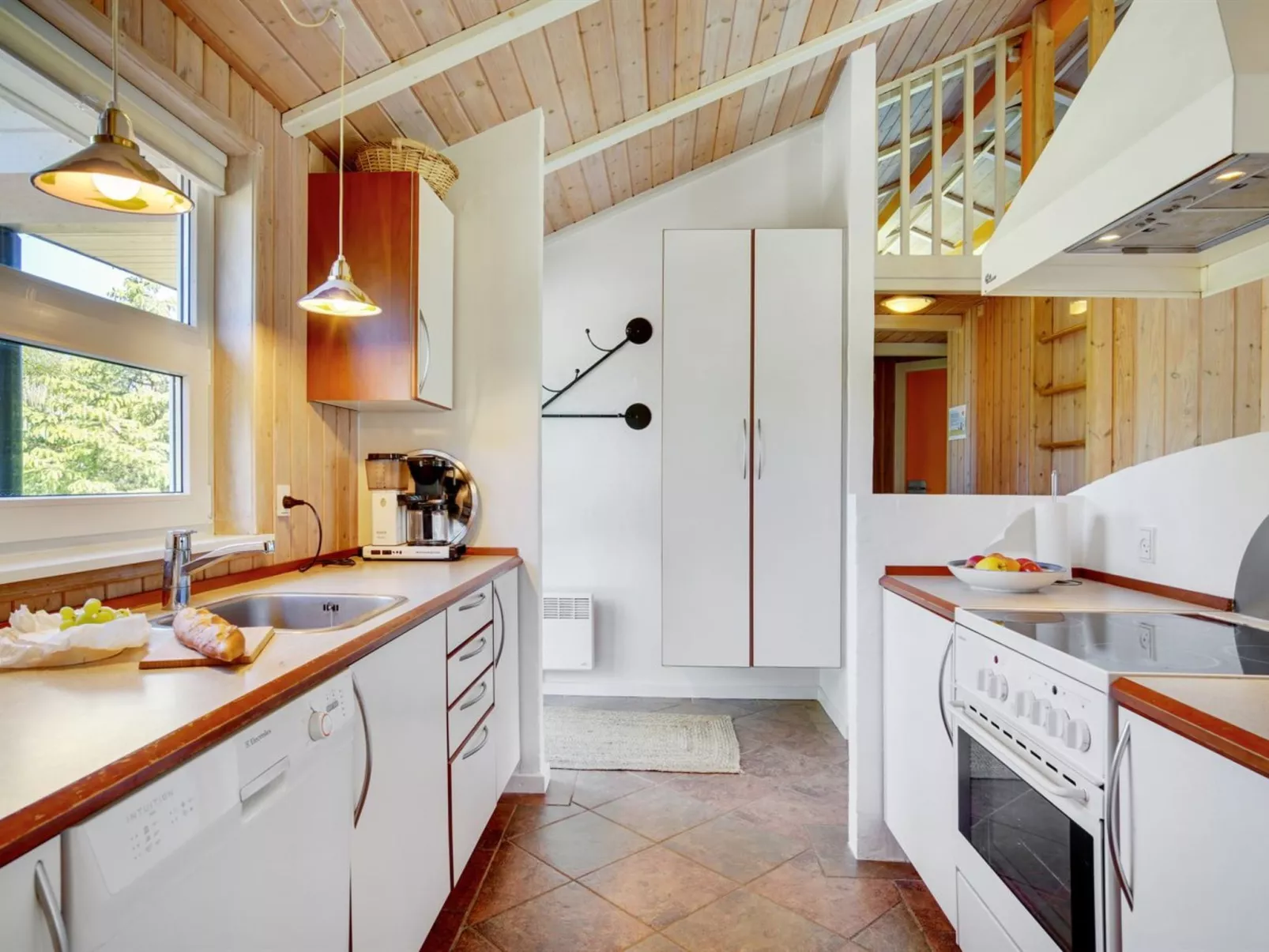"Winder" - 1.3km from the sea-Binnen