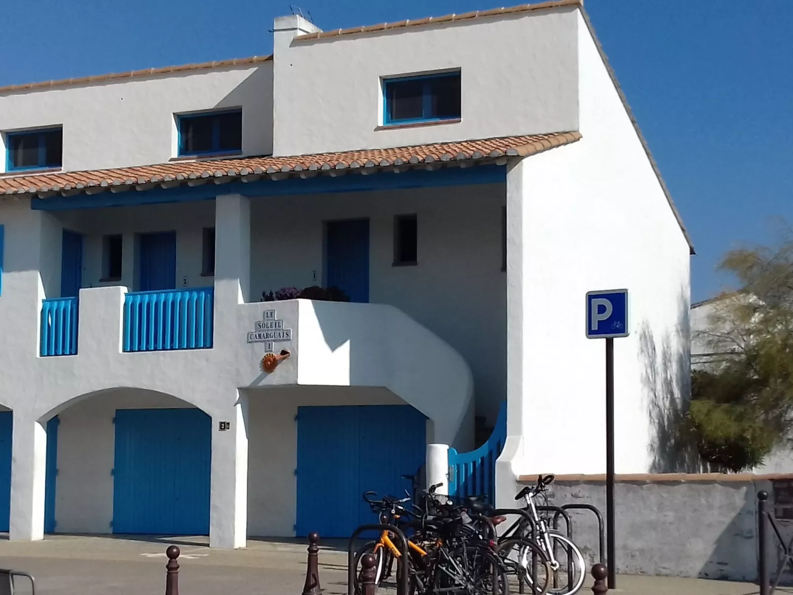 Soleil Camarguais-Buiten