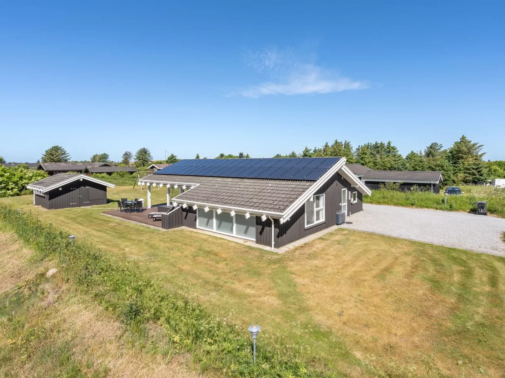 "Serine" - 800m from the sea-Buiten