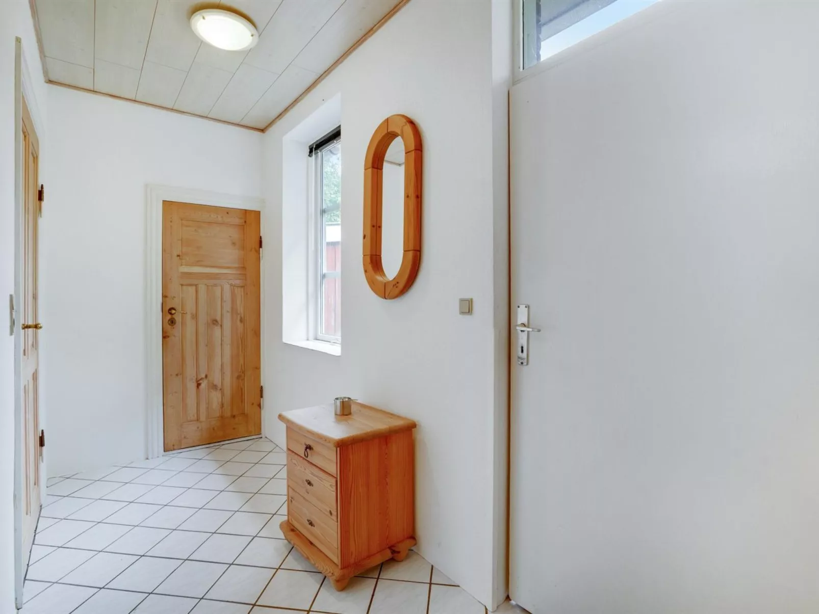 "Jonni" - 15km from the sea-Binnen