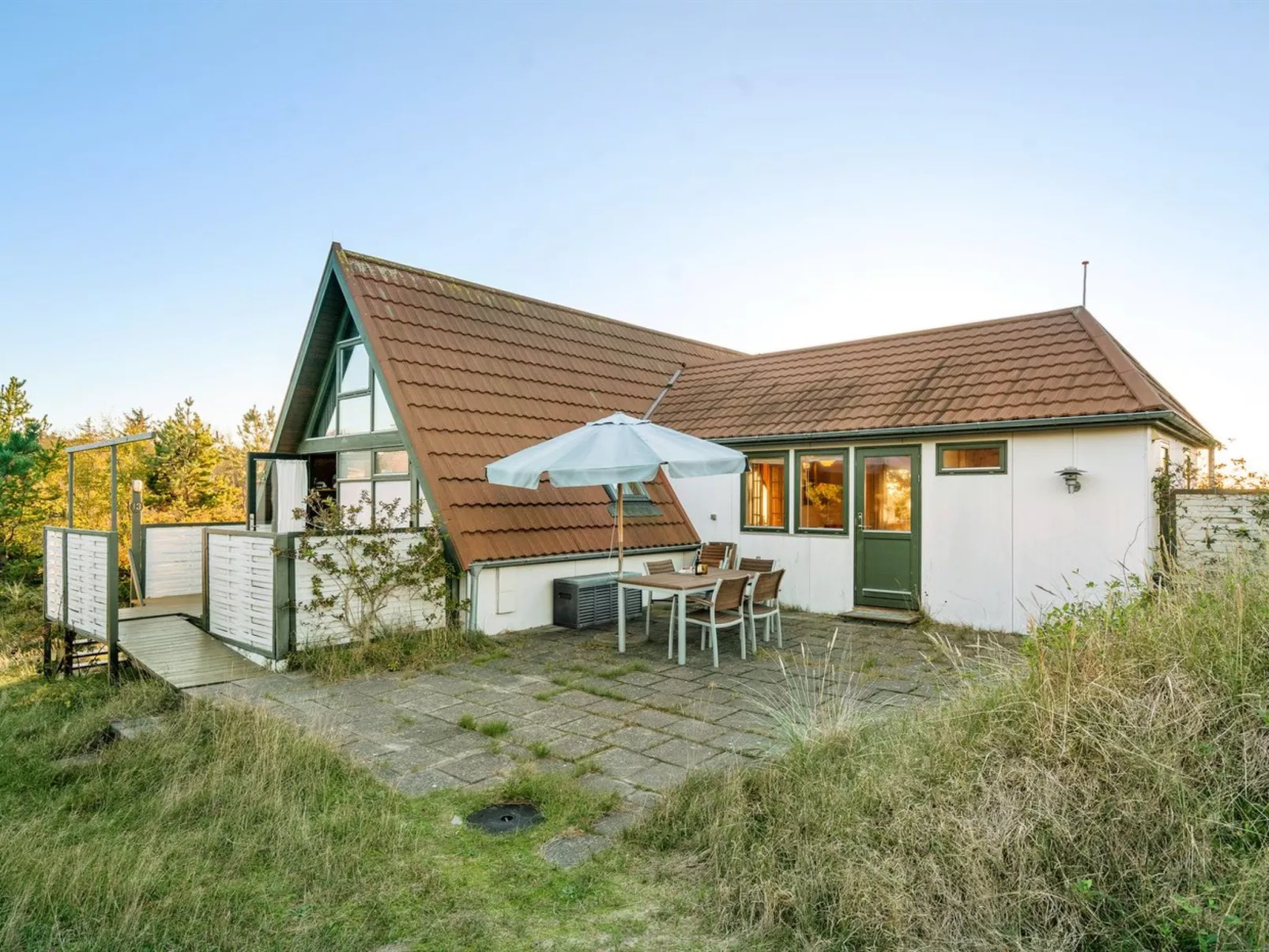 "Ariana" - 150m from the sea-Buiten