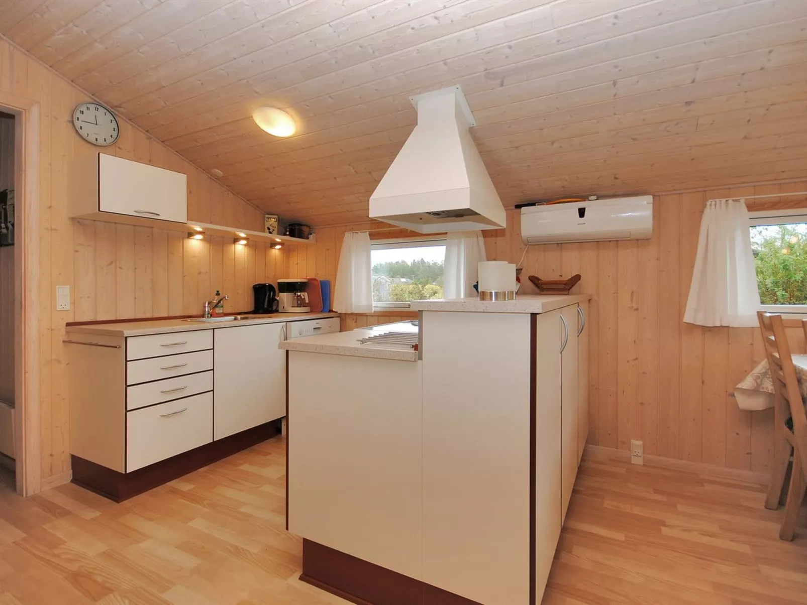 "Zenta" - 4km from the sea in NW Jutland-Binnen