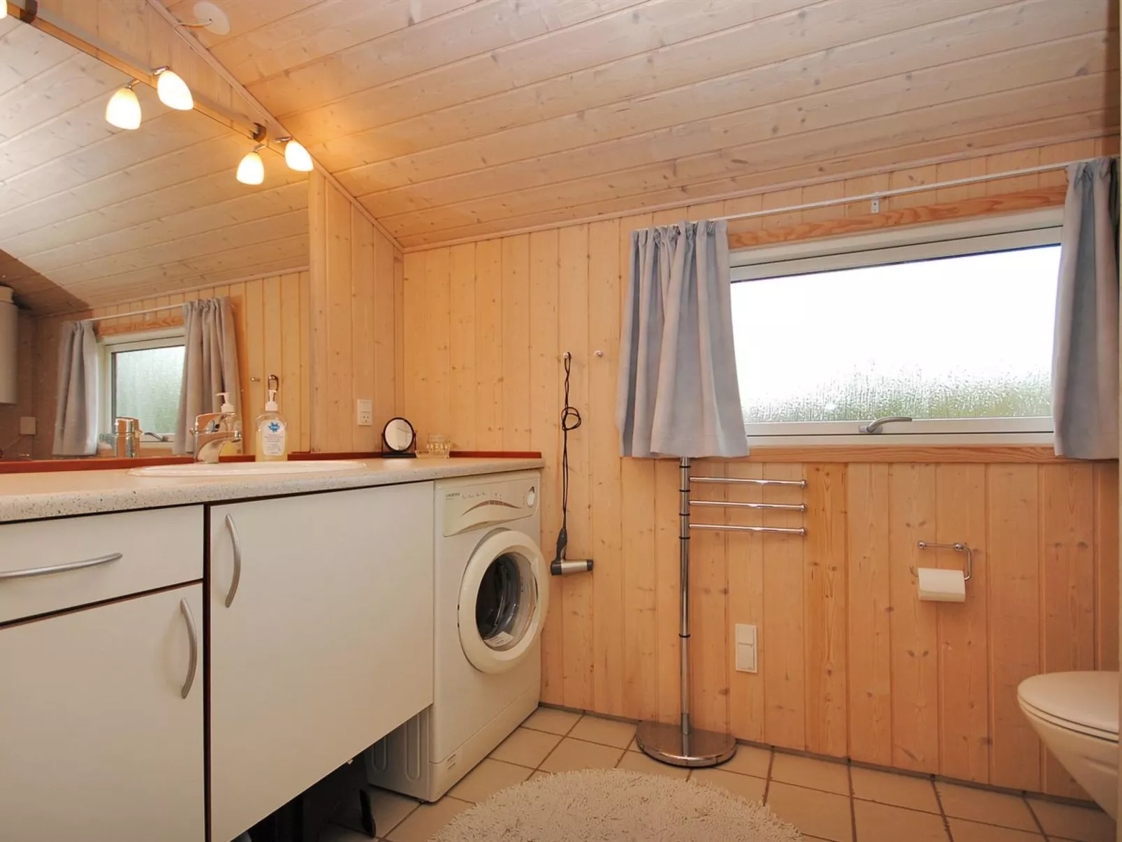 "Zenta" - 4km from the sea in NW Jutland-Binnen