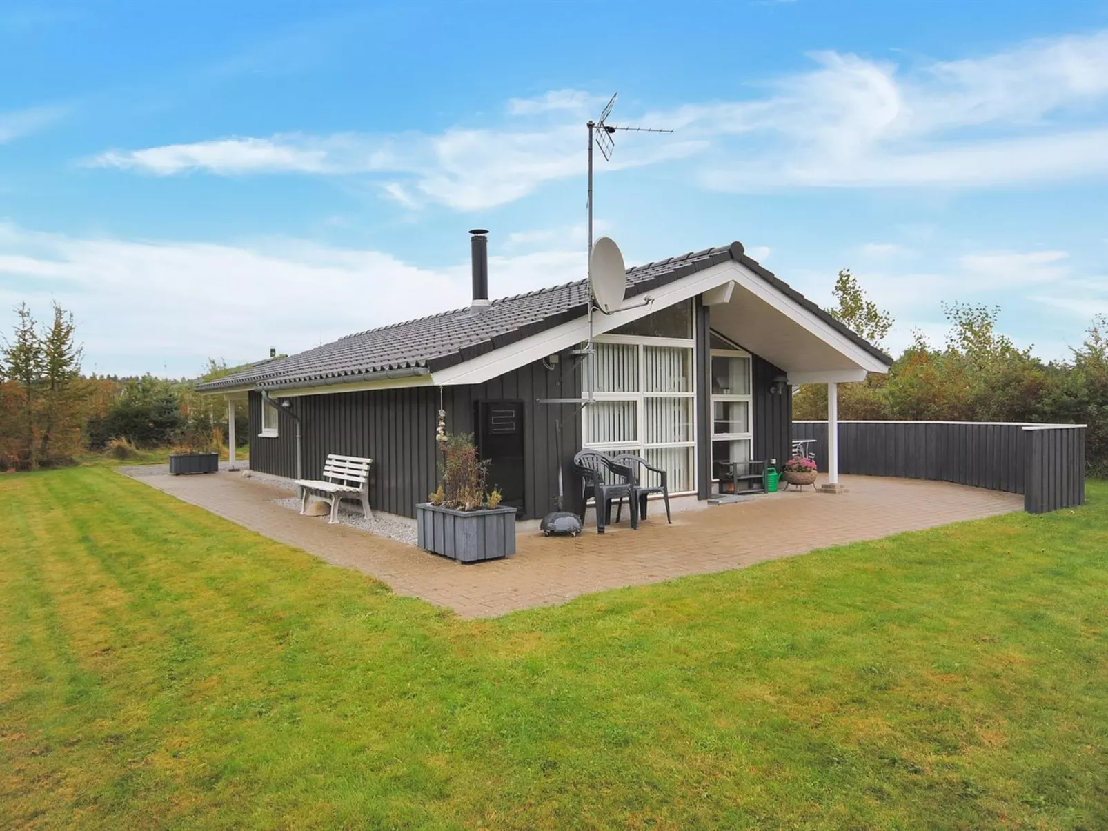 "Zenta" - 4km from the sea in NW Jutland-Binnen