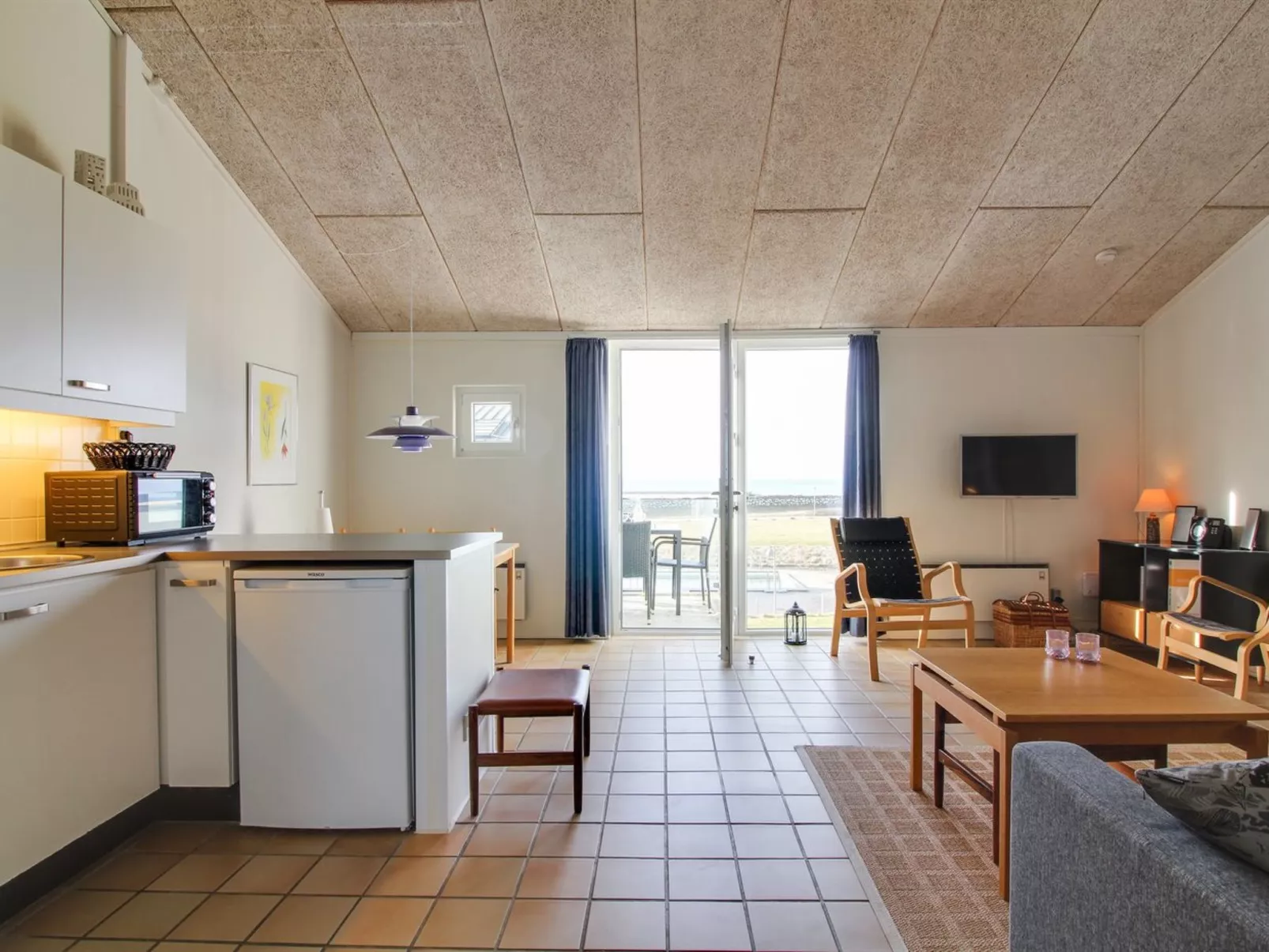 "Eydis" - 150m from the sea-Binnen