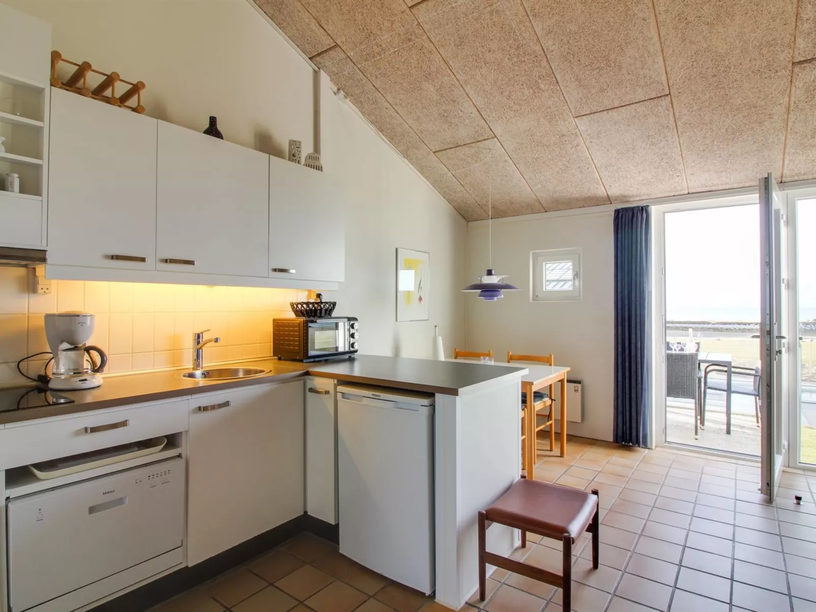 "Eydis" - 150m from the sea-Binnen