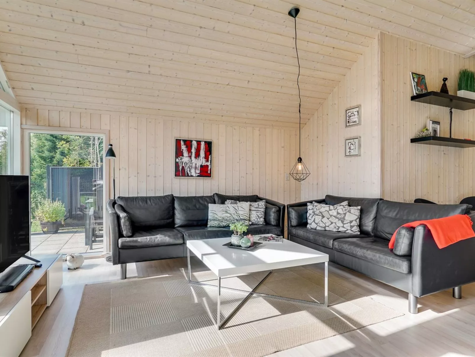 "Agved" - 1.5km from the sea-Binnen