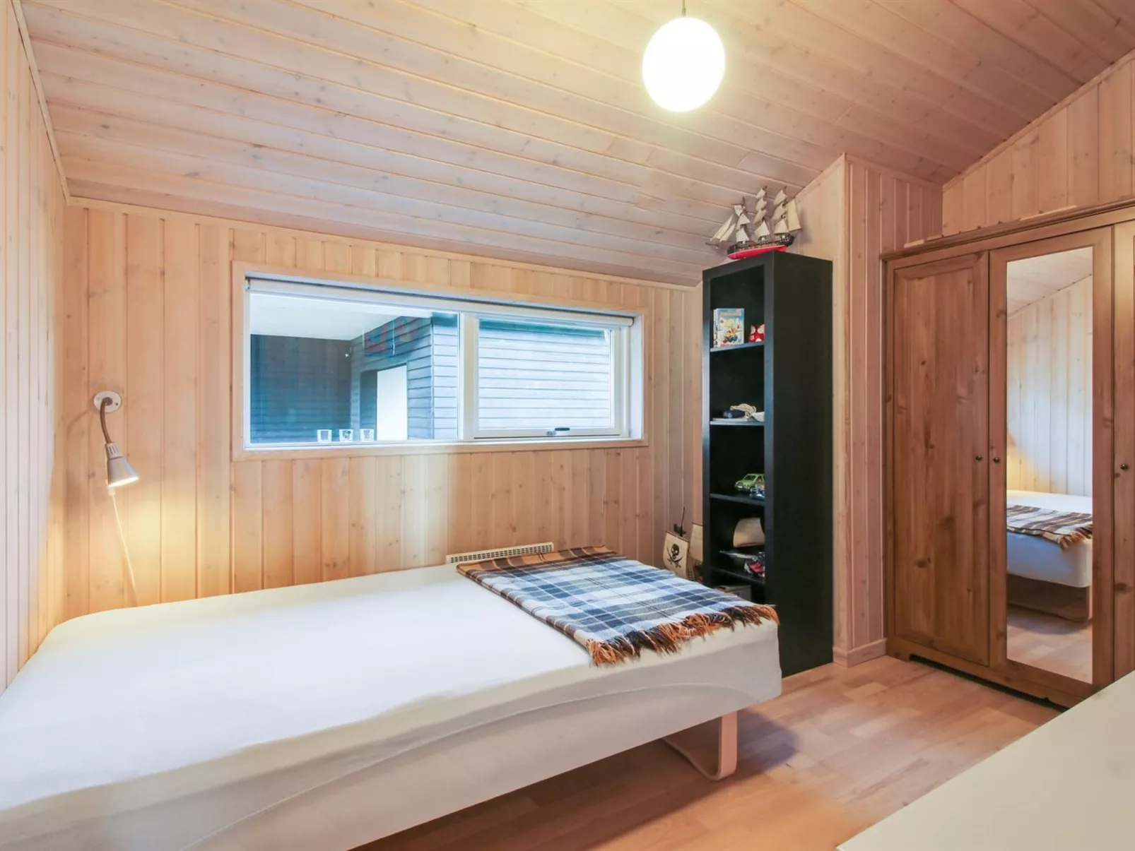 "Oskarvine" - 900m from the sea-Binnen