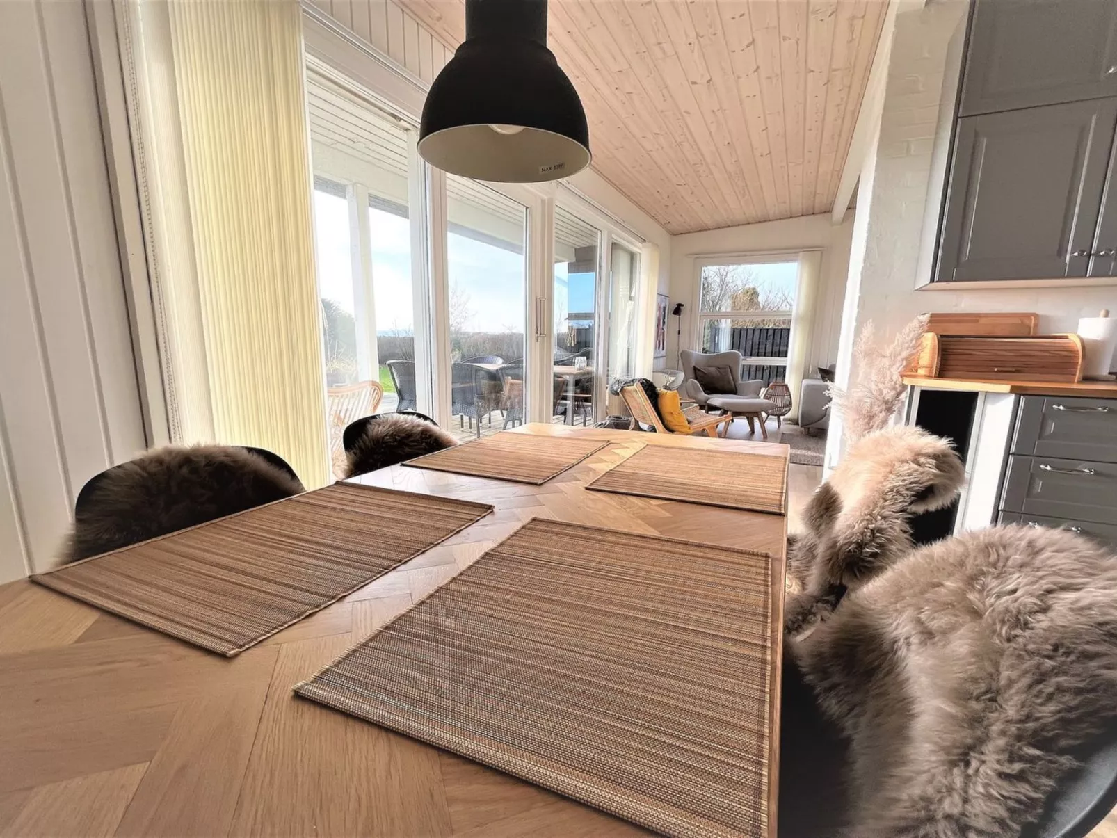 "Stygge" - 400m from the sea-Binnen