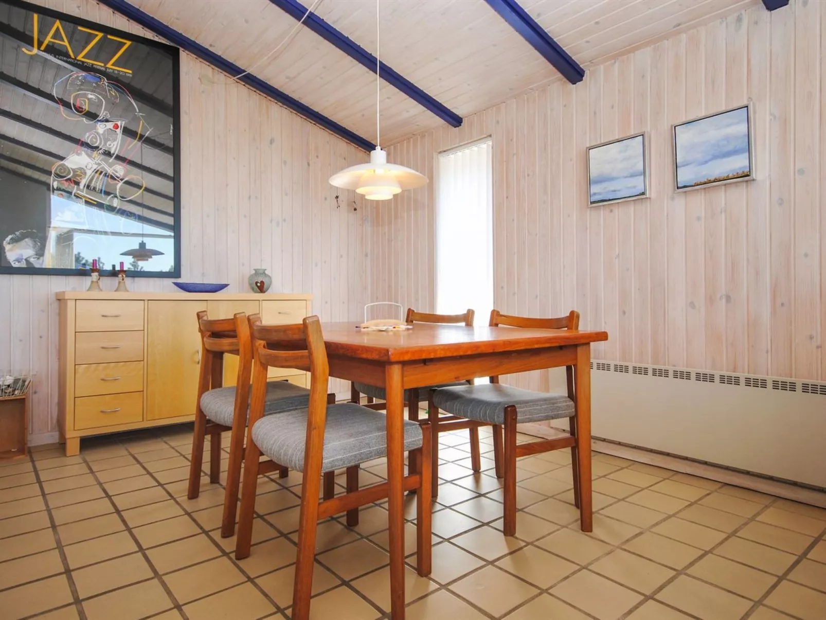 "Jerrik" - 900m from the sea-Binnen