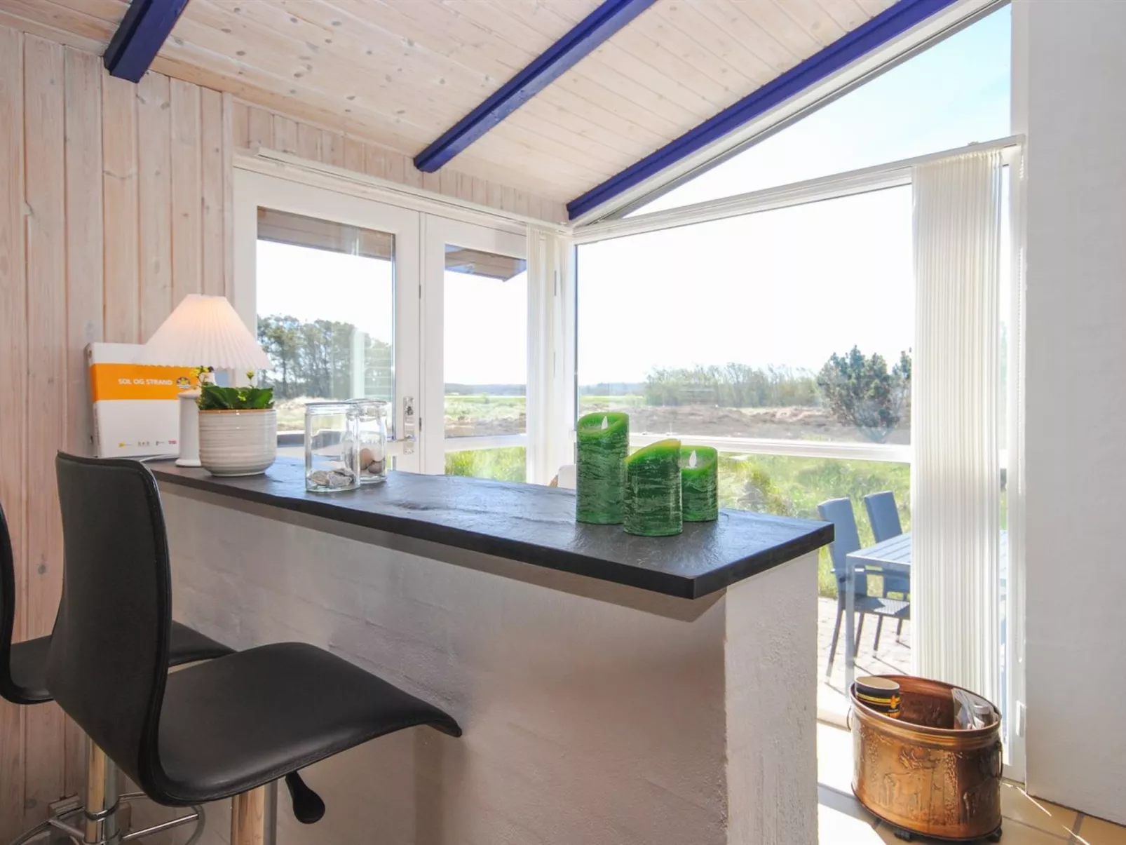 "Jerrik" - 900m from the sea-Binnen