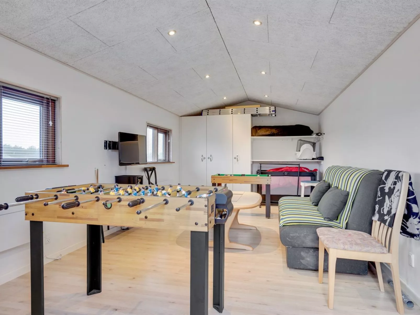 "Finna" - 1km from the sea-Buiten