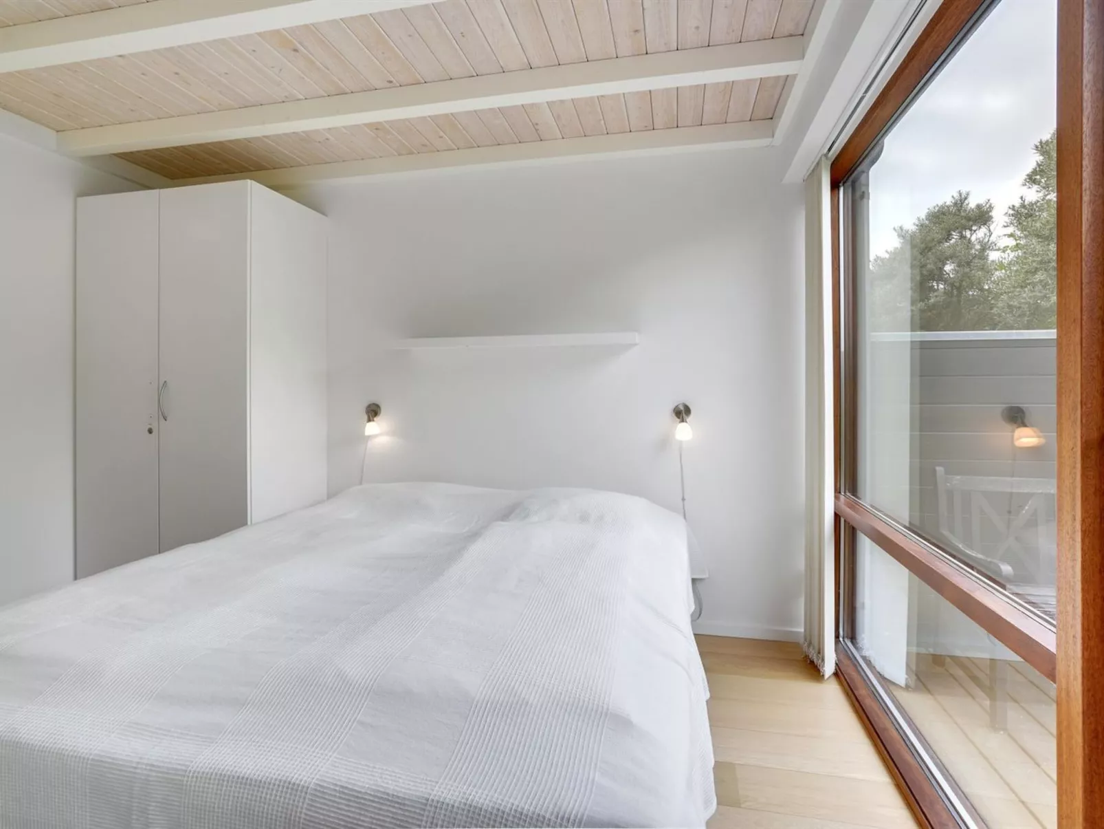 "Elara" - 200m from the sea-Buiten
