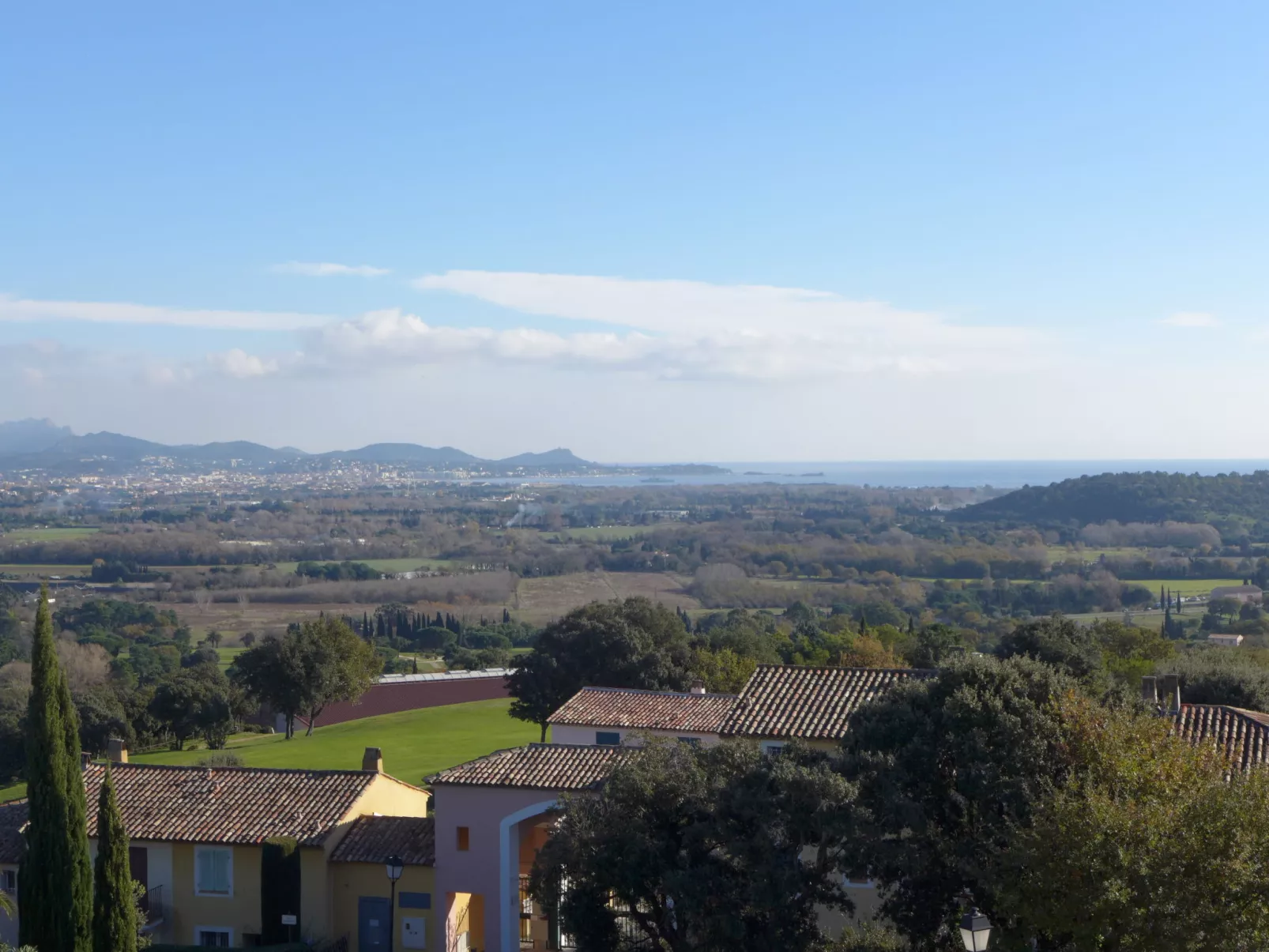 Le Golf de Roquebrune-Buiten