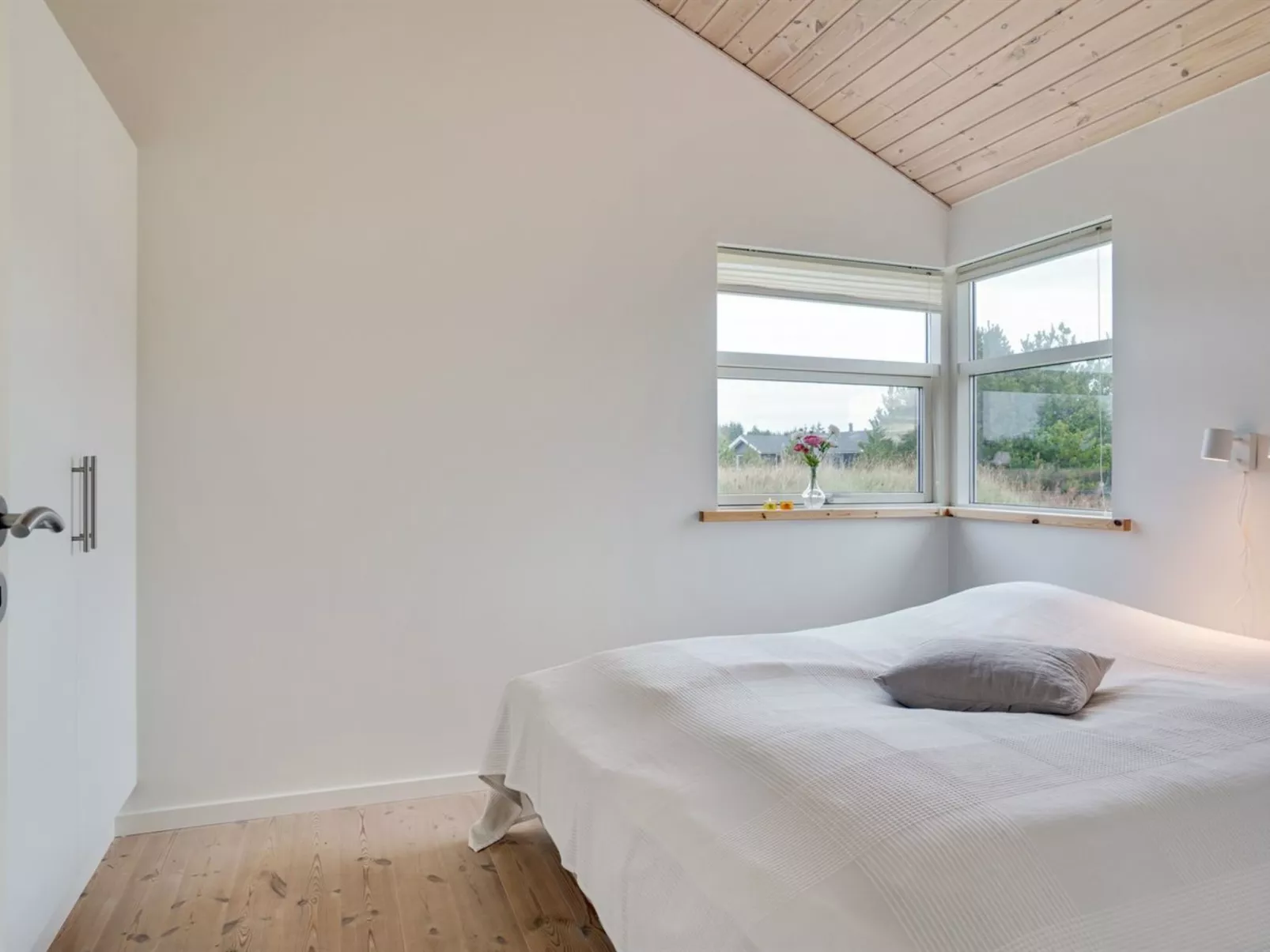 "Sulki" - 3.5km from the sea-Binnen