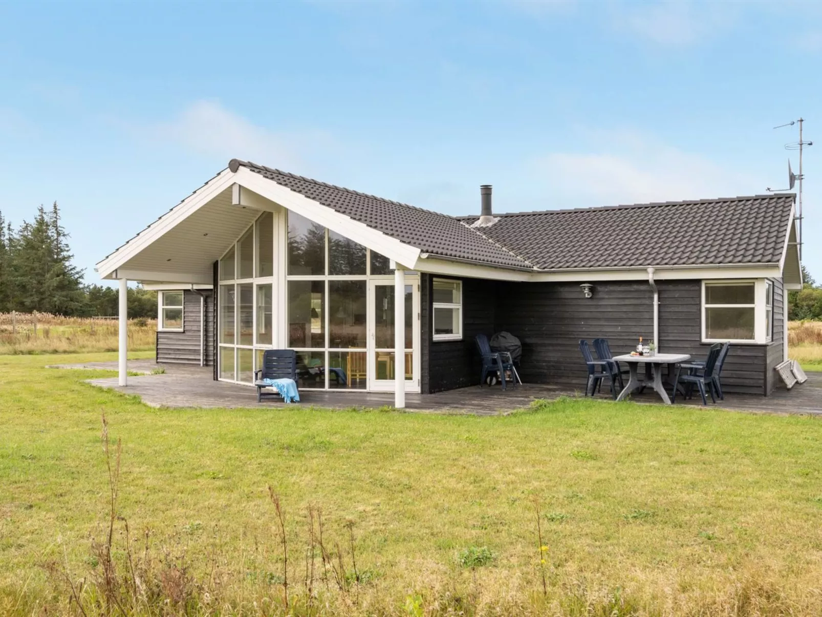 "Sulki" - 3.5km from the sea-Buiten