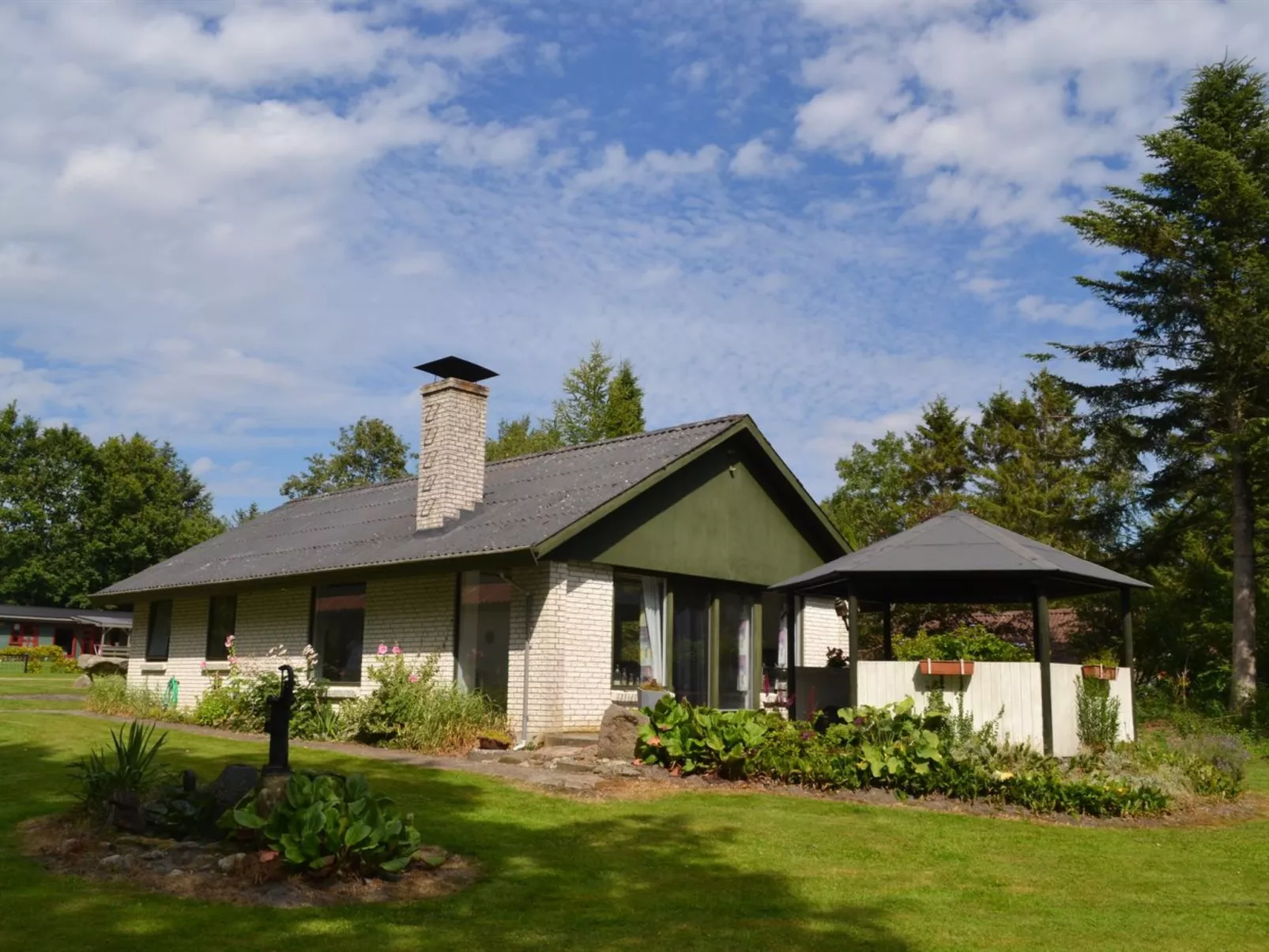 "Florinka" - 31km from the sea-Buiten