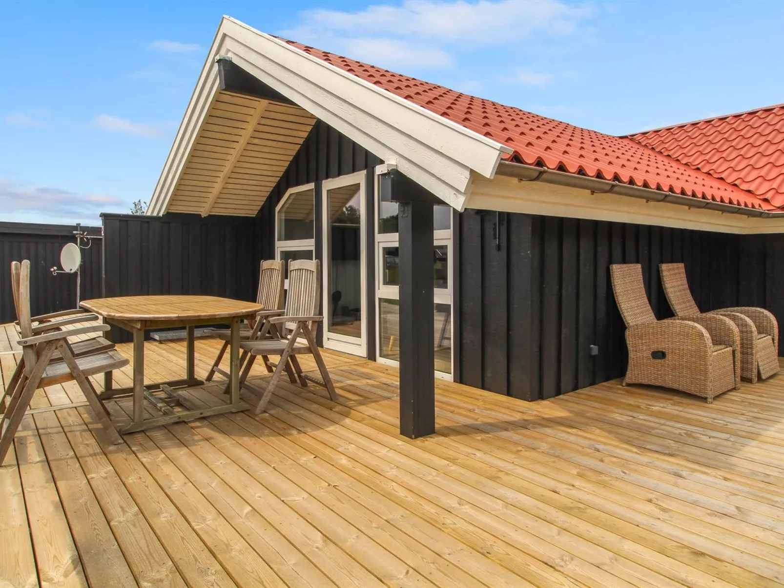 "Skyler" - 1km from the sea-Binnen