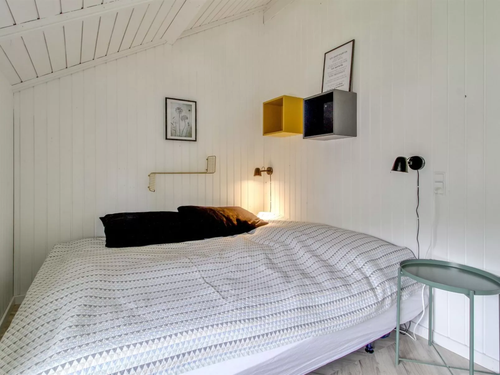 "Skyler" - 1km from the sea-Binnen