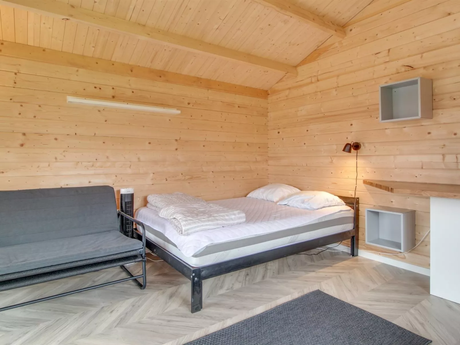 "Skyler" - 1km from the sea-Binnen