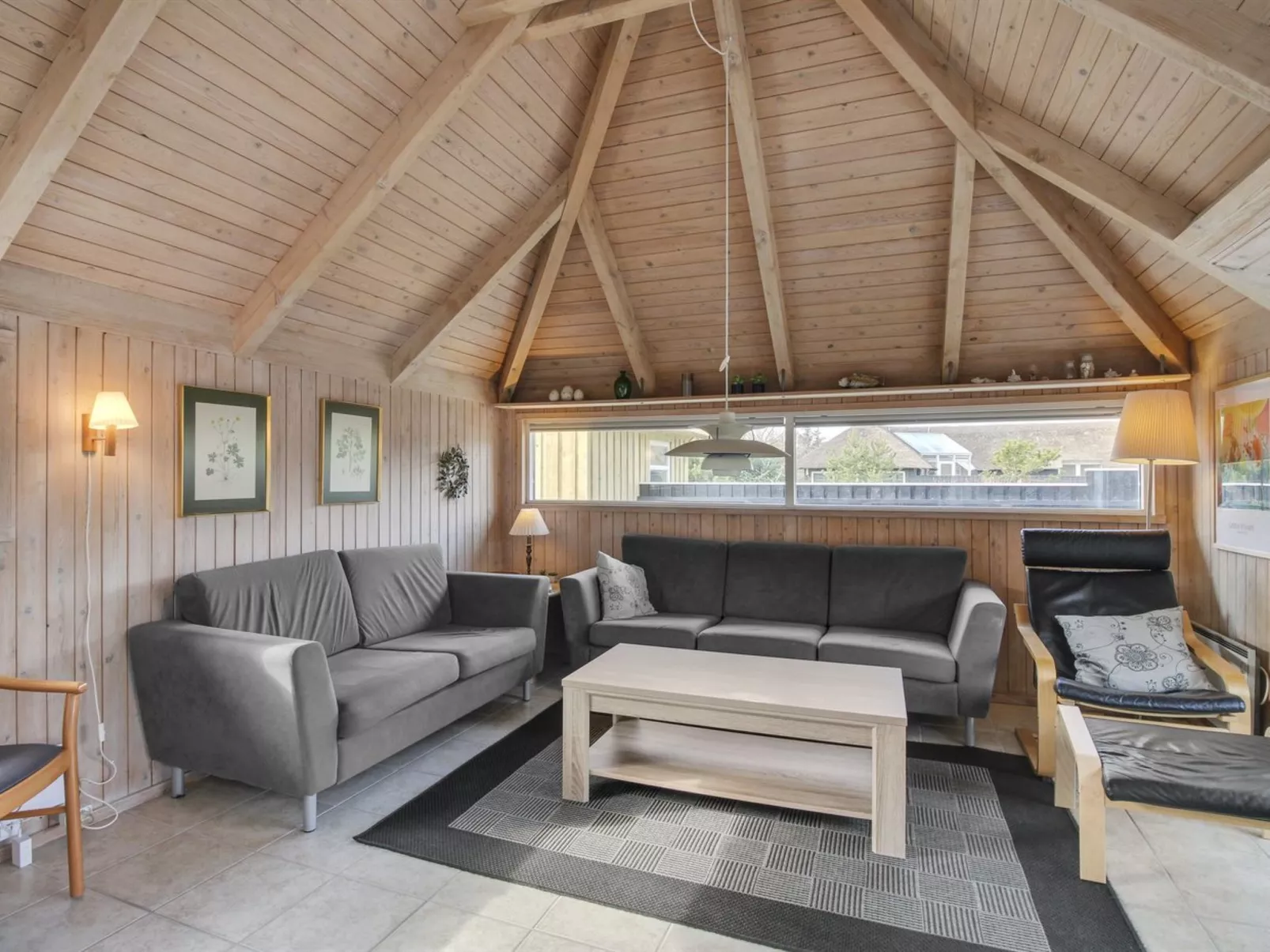 "Hothbrod" - 1.2km from the sea-Binnen