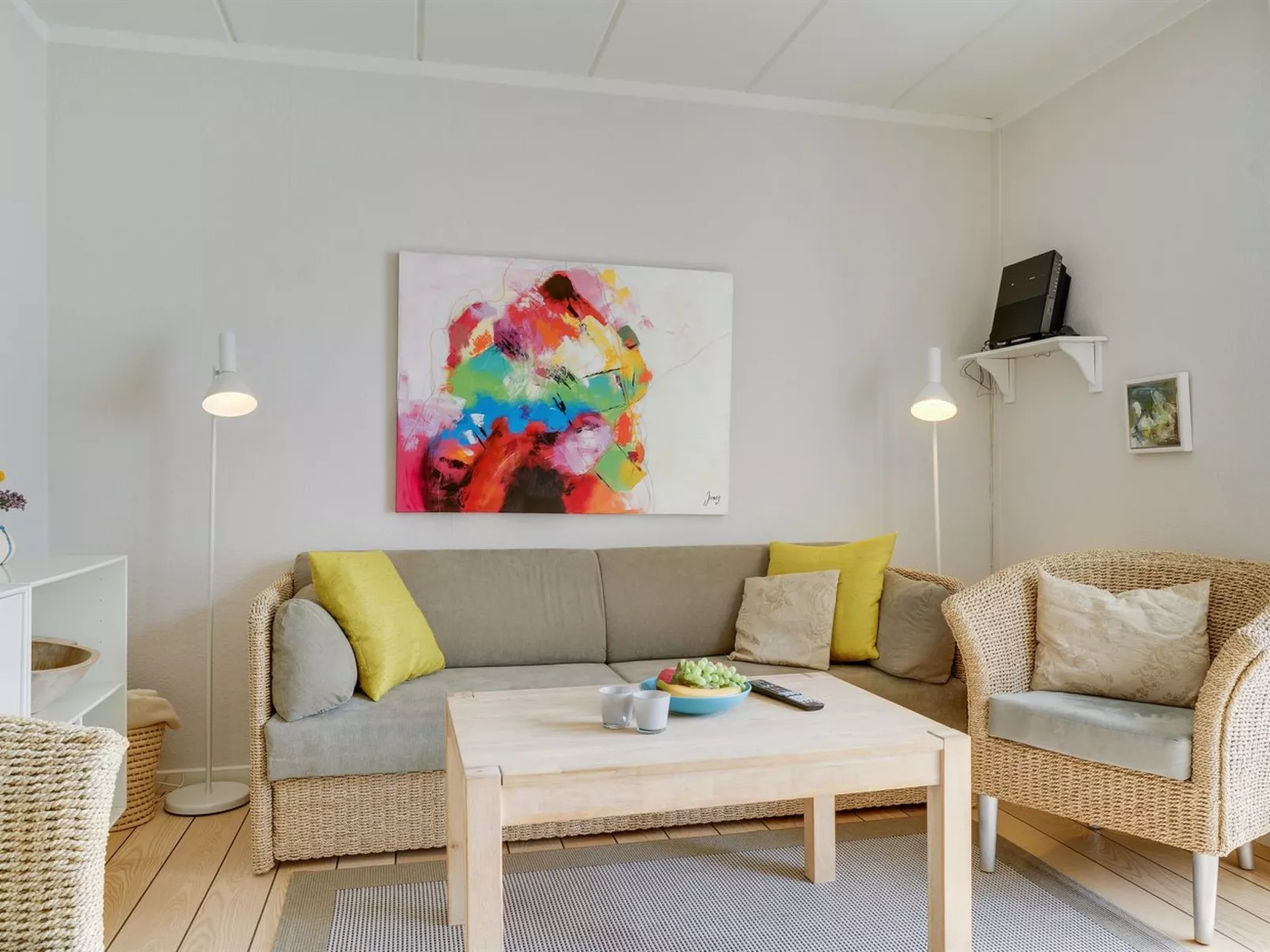 "Cilla" - 1km from the sea-Binnen