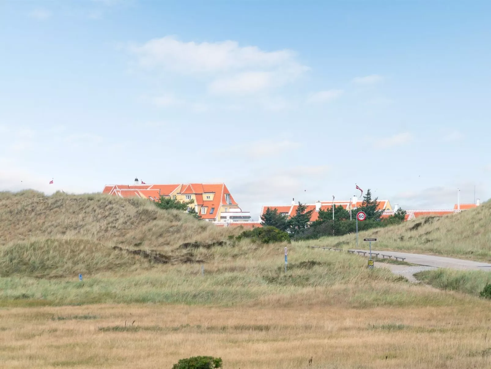 "Cilla" - 1km from the sea-Binnen