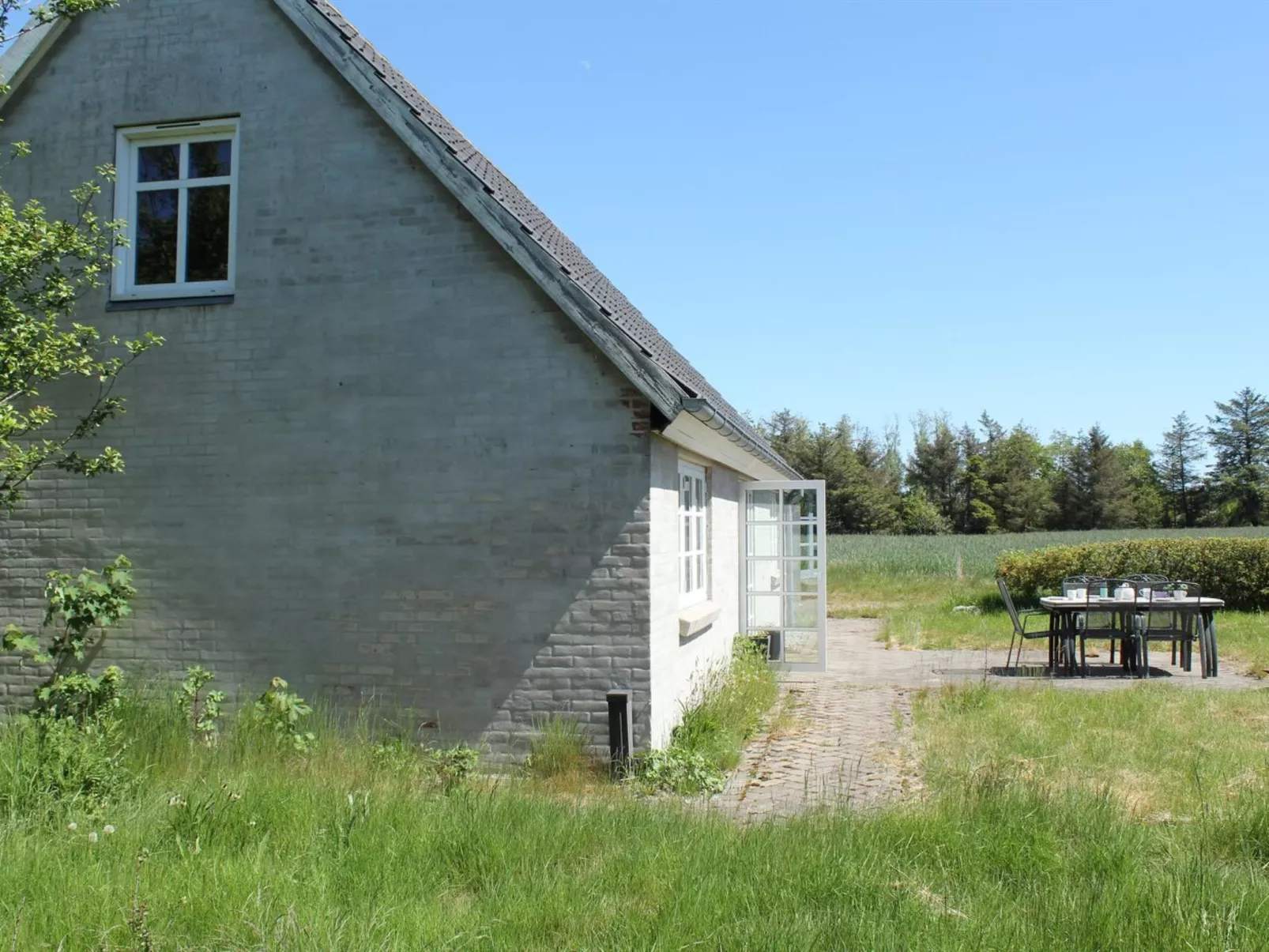 "Merrit" - 4.6km to the inlet-Buiten