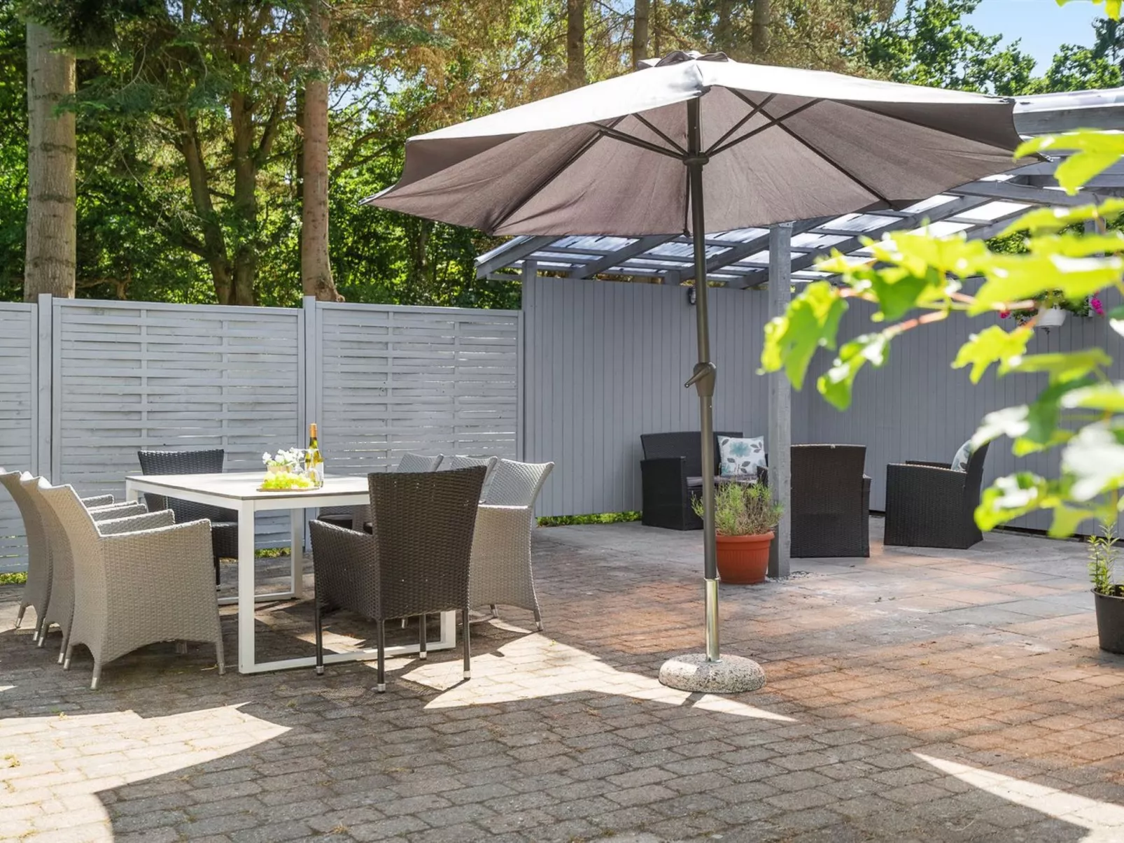 "Tannie" - 300m from the sea-Buiten